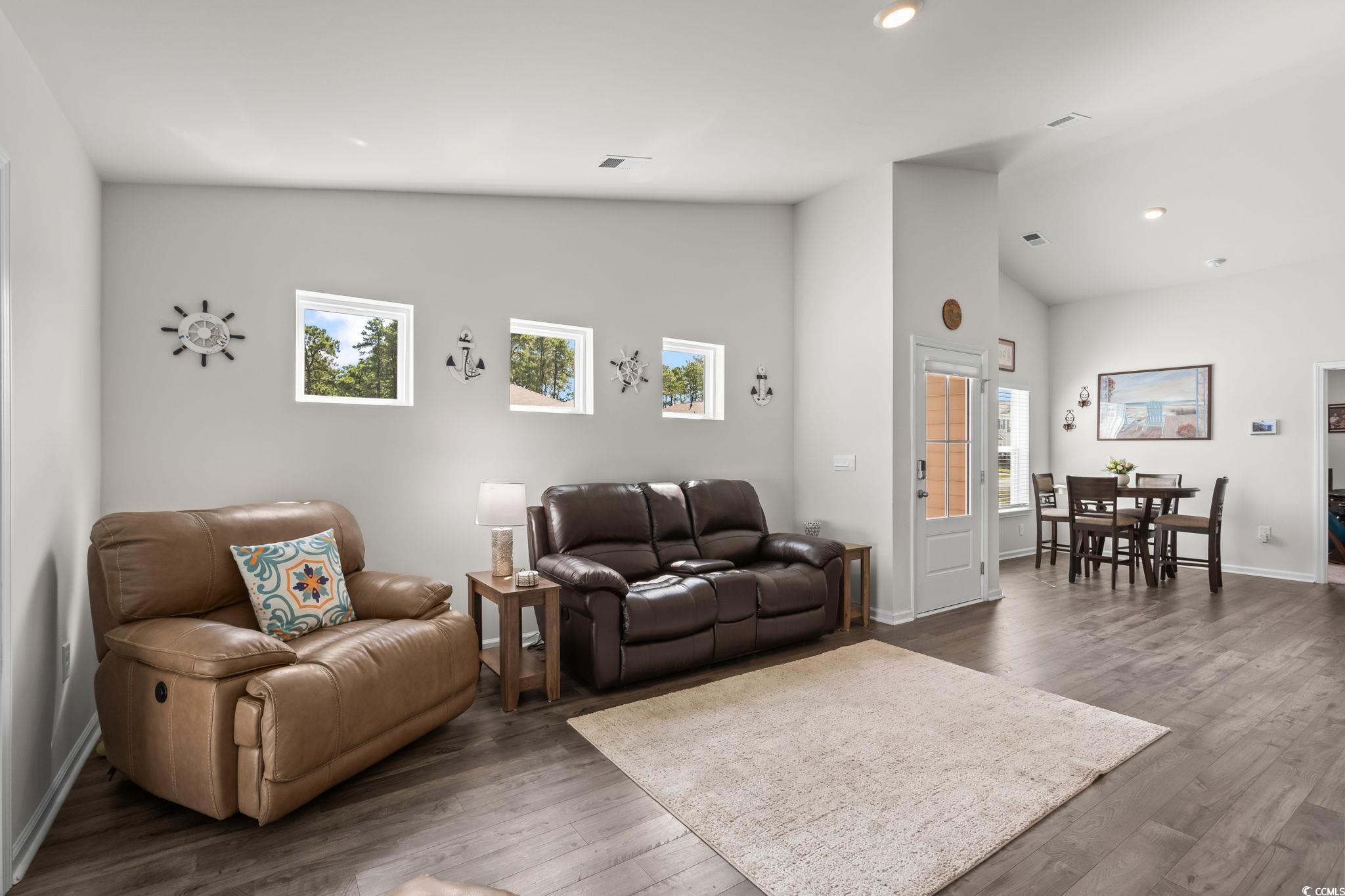 763 Eastridge Dr. Property Photo 6