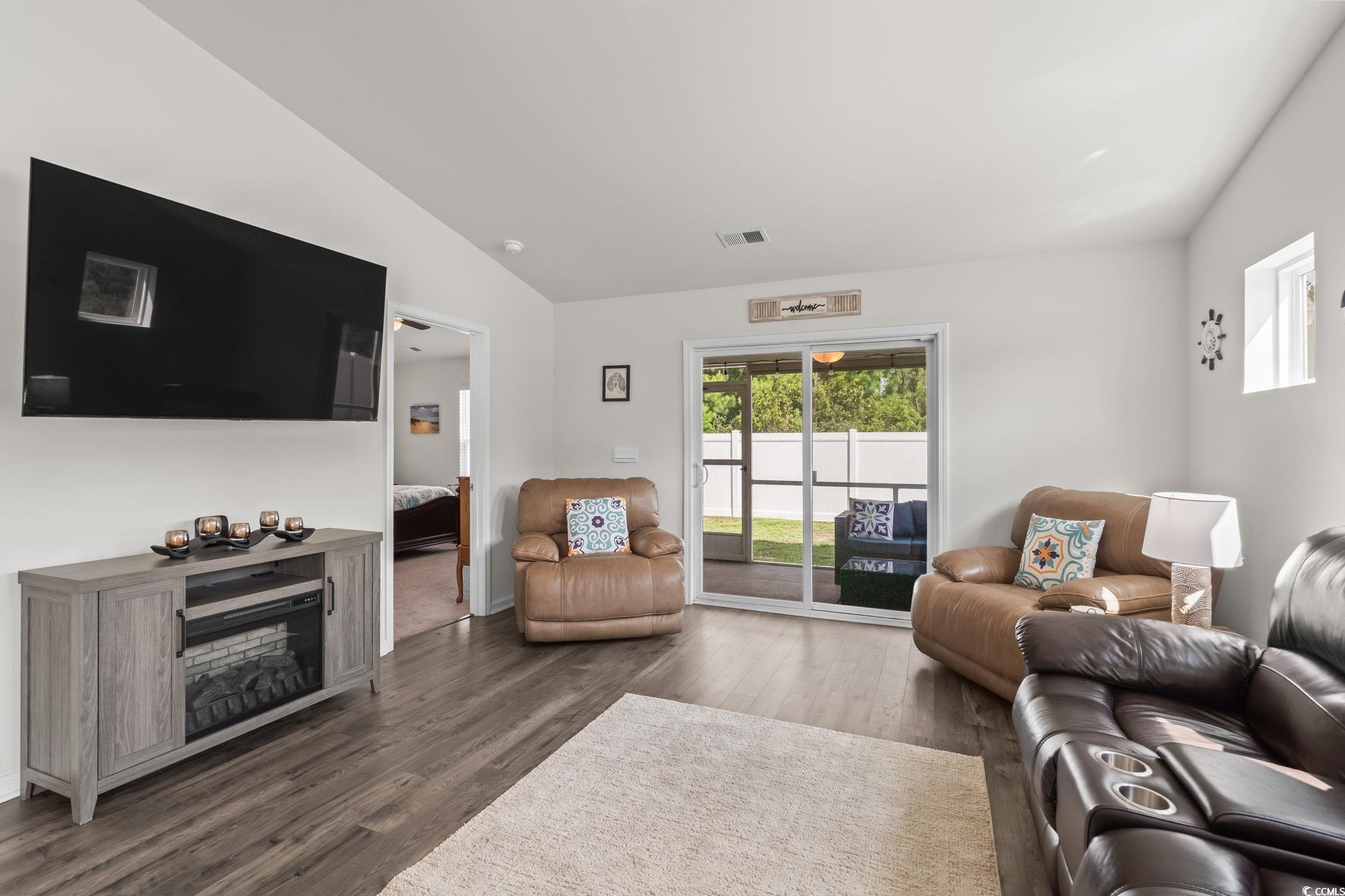 763 Eastridge Dr. Property Photo 7