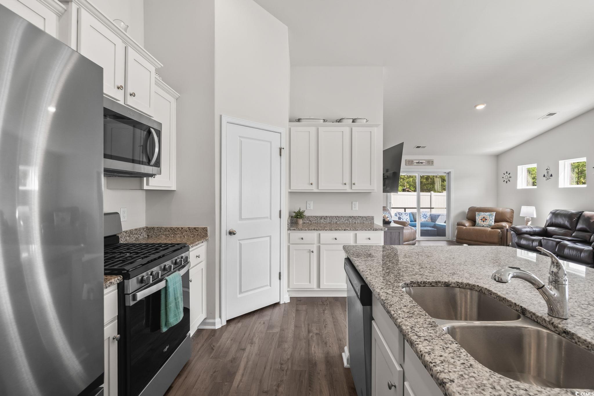 763 Eastridge Dr. Property Photo 12