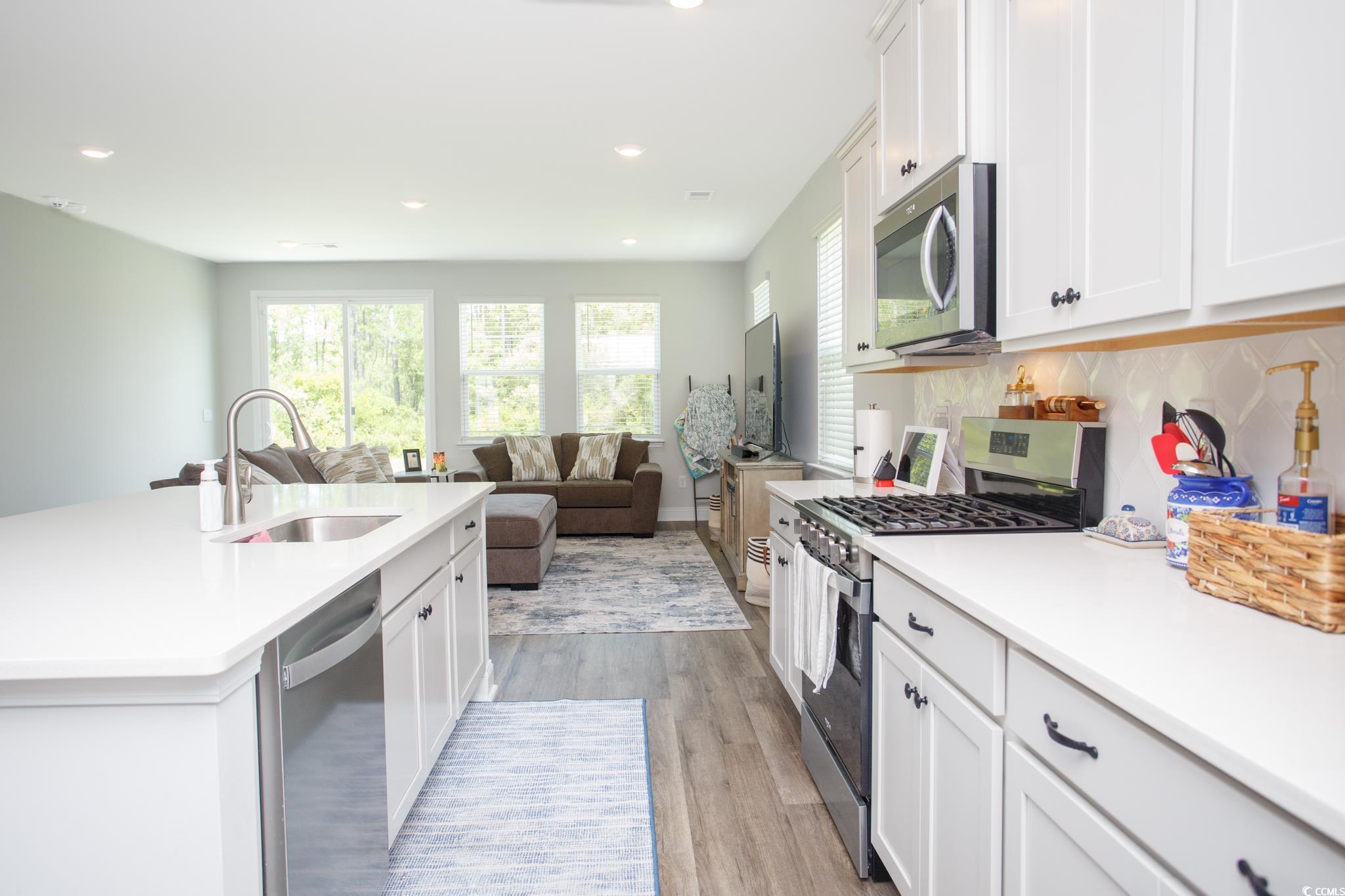 7072 Shooting Star Way Property Photo 11