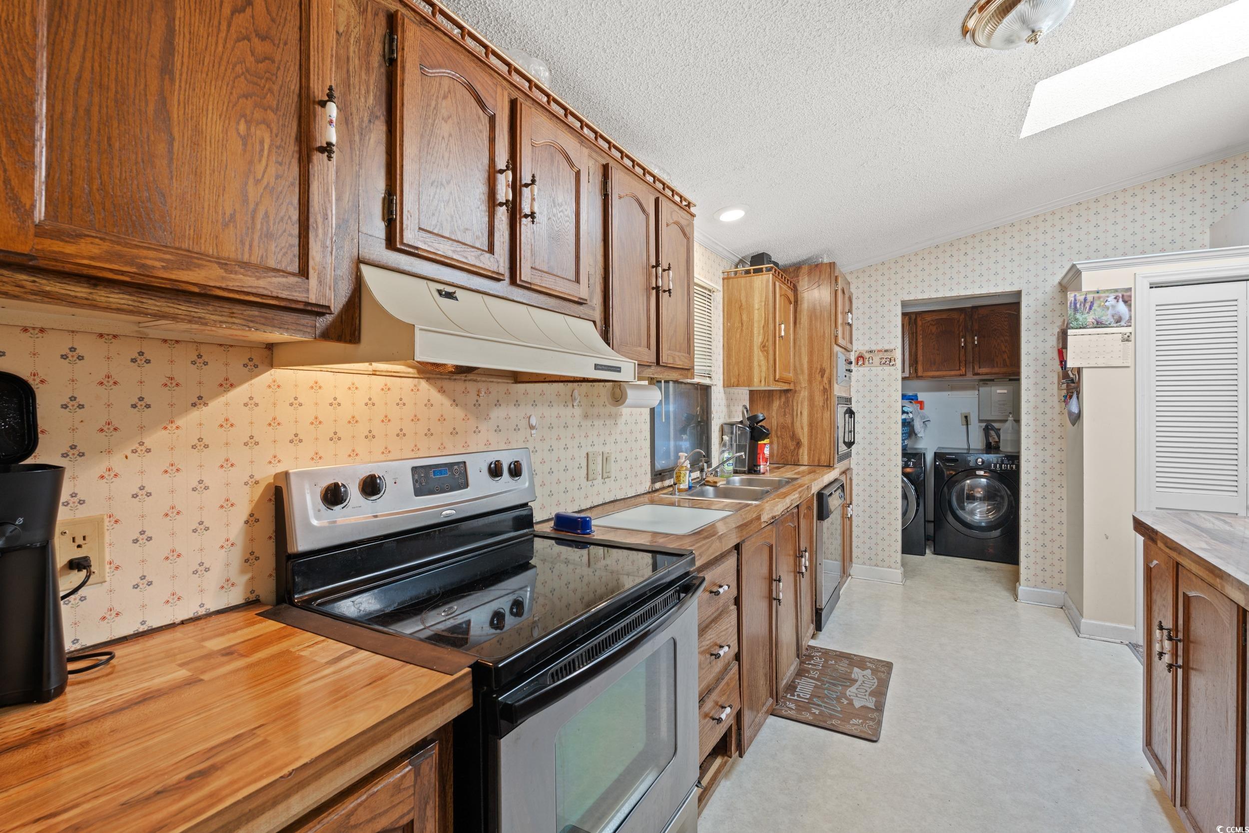 1715 Clubhouse Dr. Property Photo 16