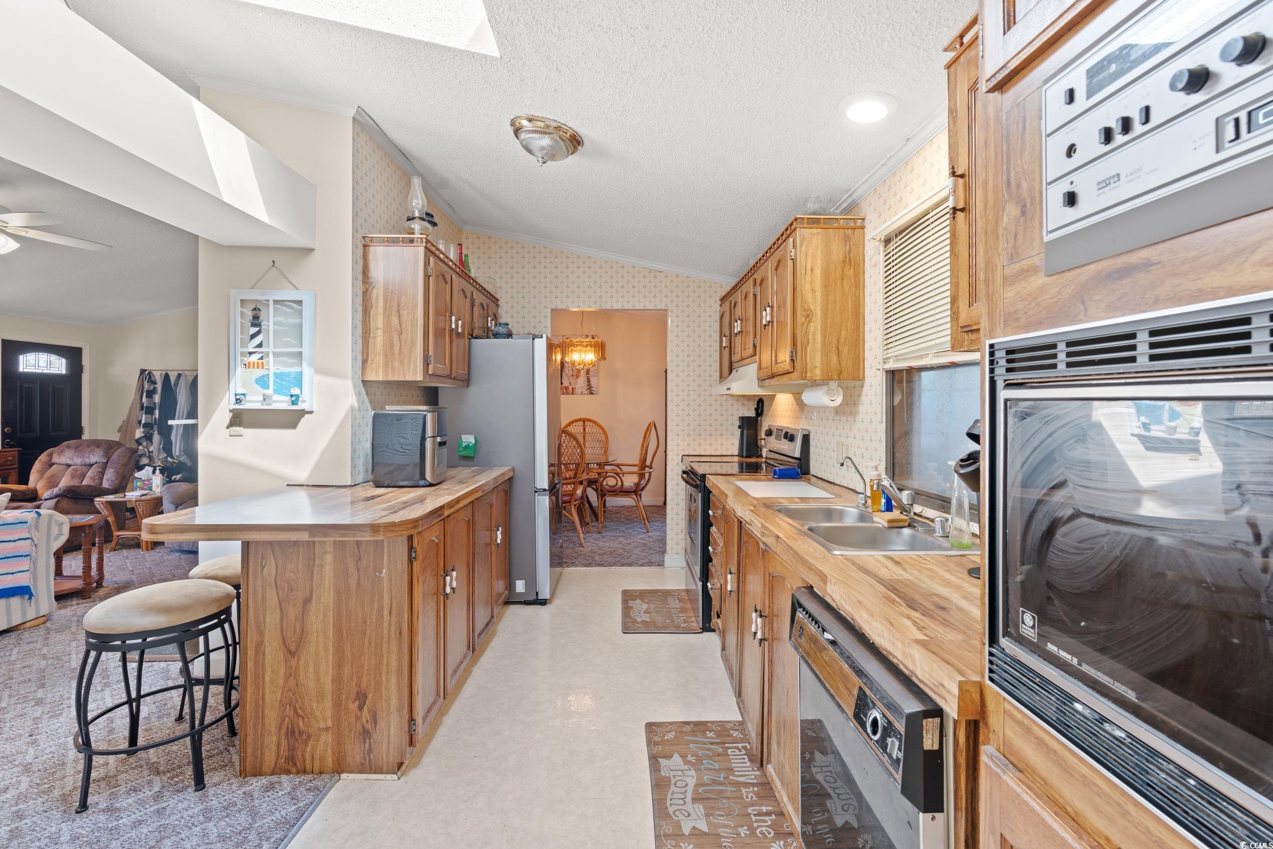 1715 Clubhouse Dr. Property Photo 17