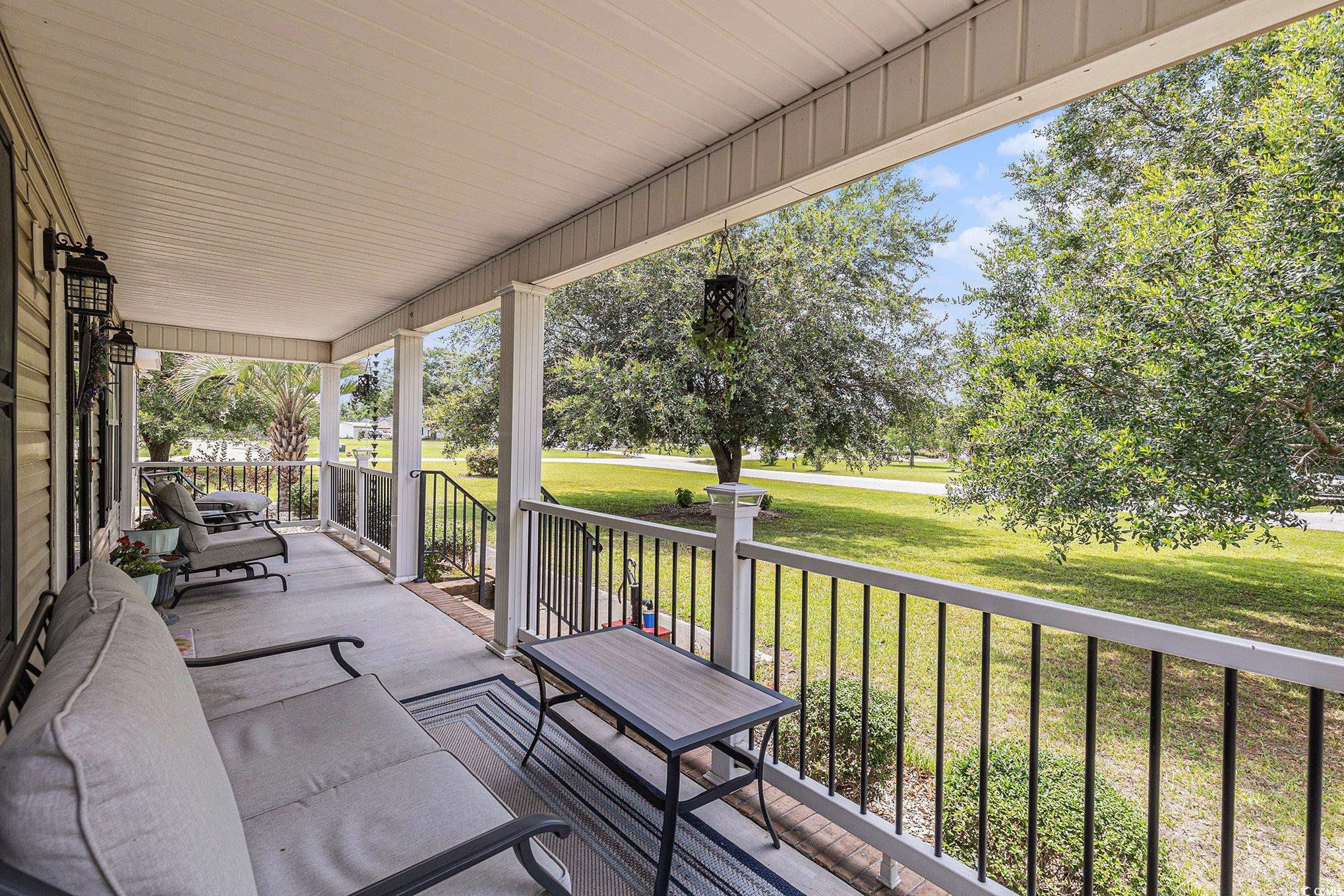 906 Hope Circle Property Photo 4