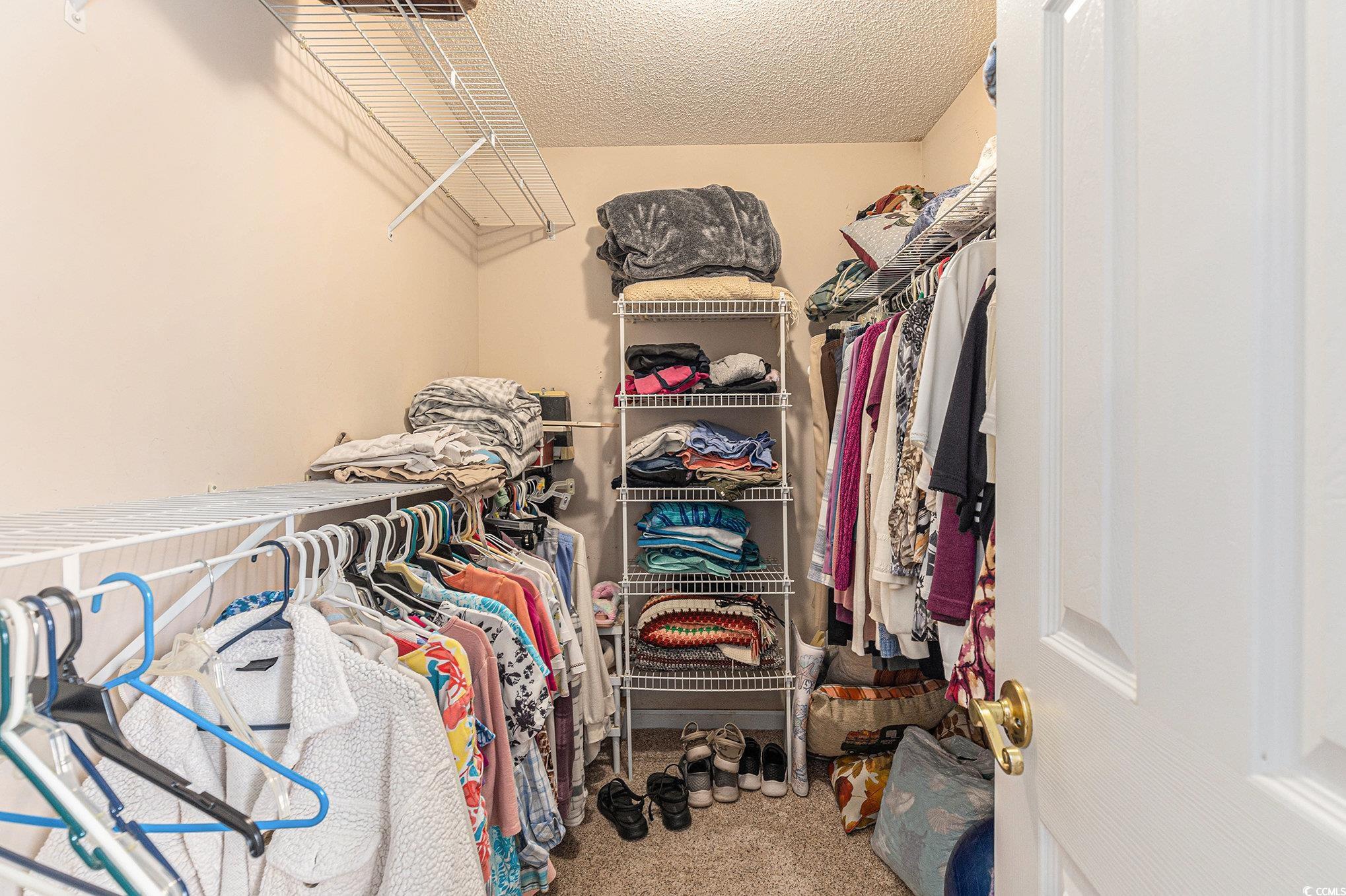 906 Hope Circle Property Photo 17