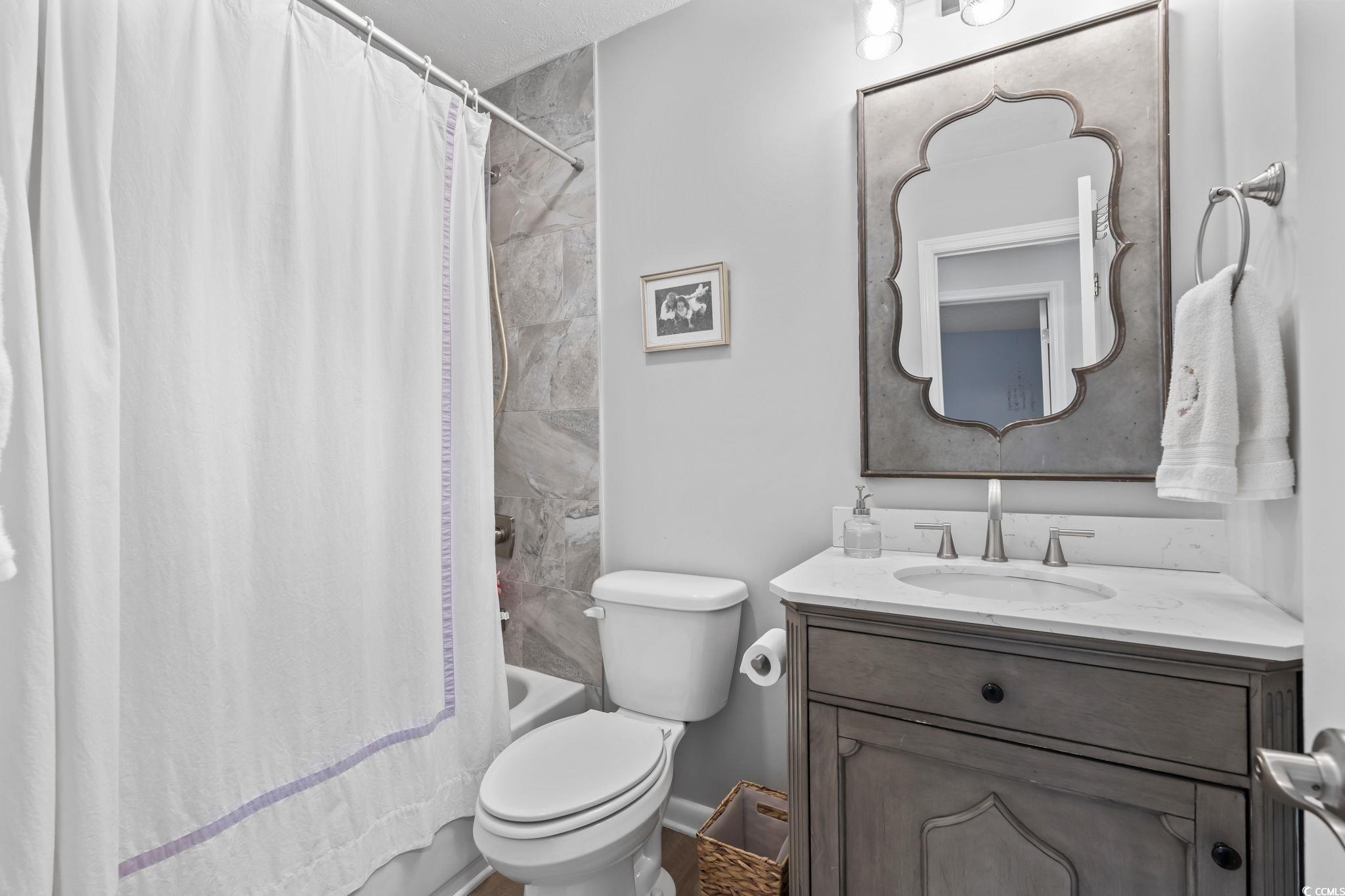 5626 Woodside Ave. Property Photo 11