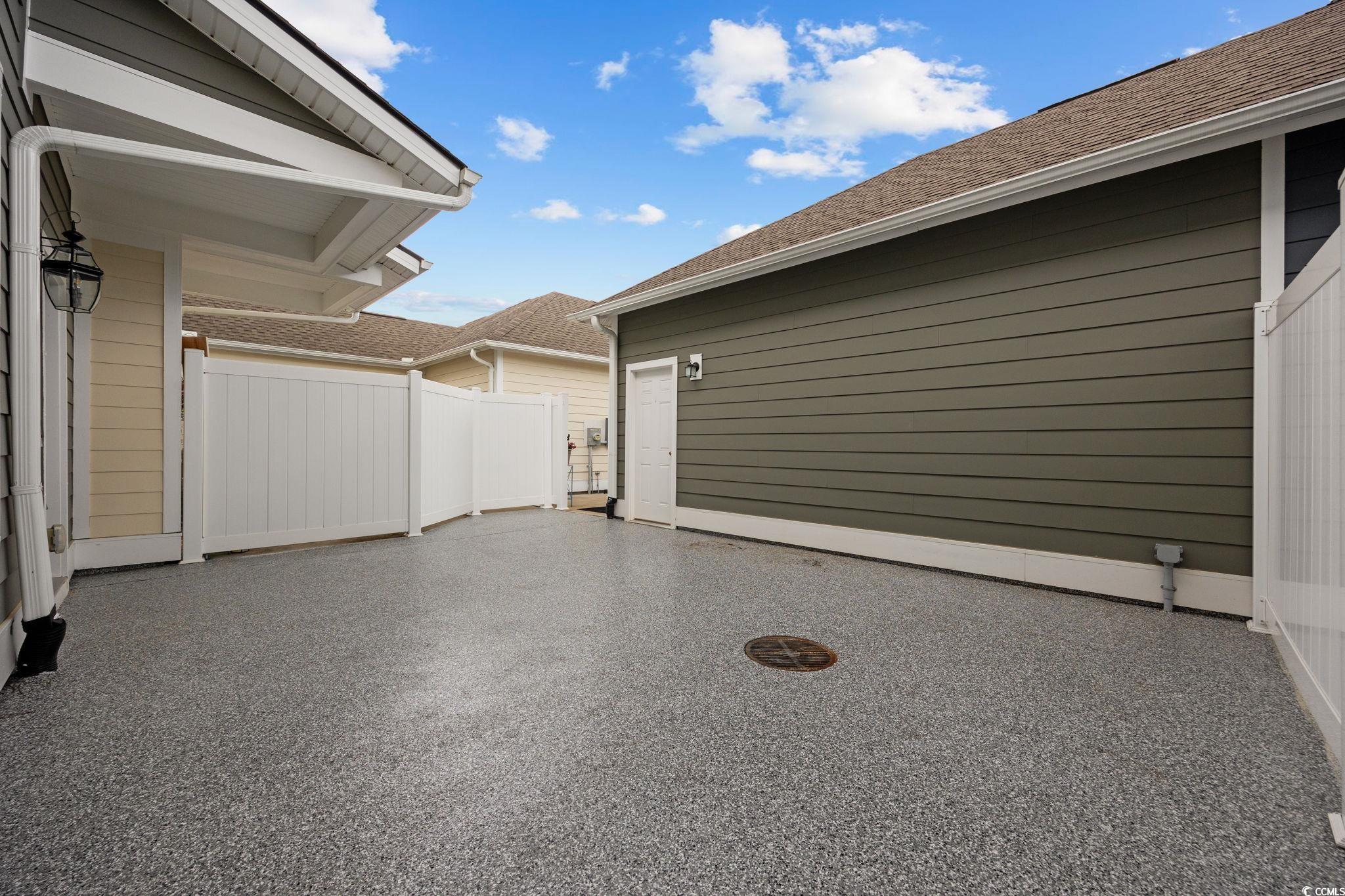 2609 Blue Crane Circle Property Photo 4