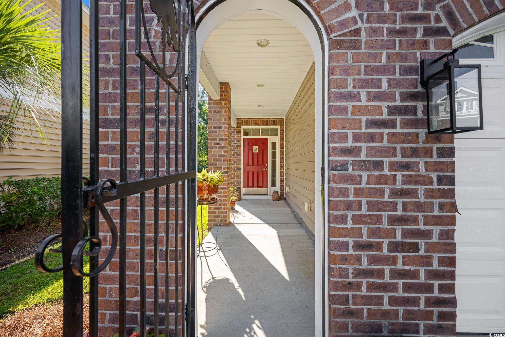 112 Charles Towne Ln. Property Photo 2