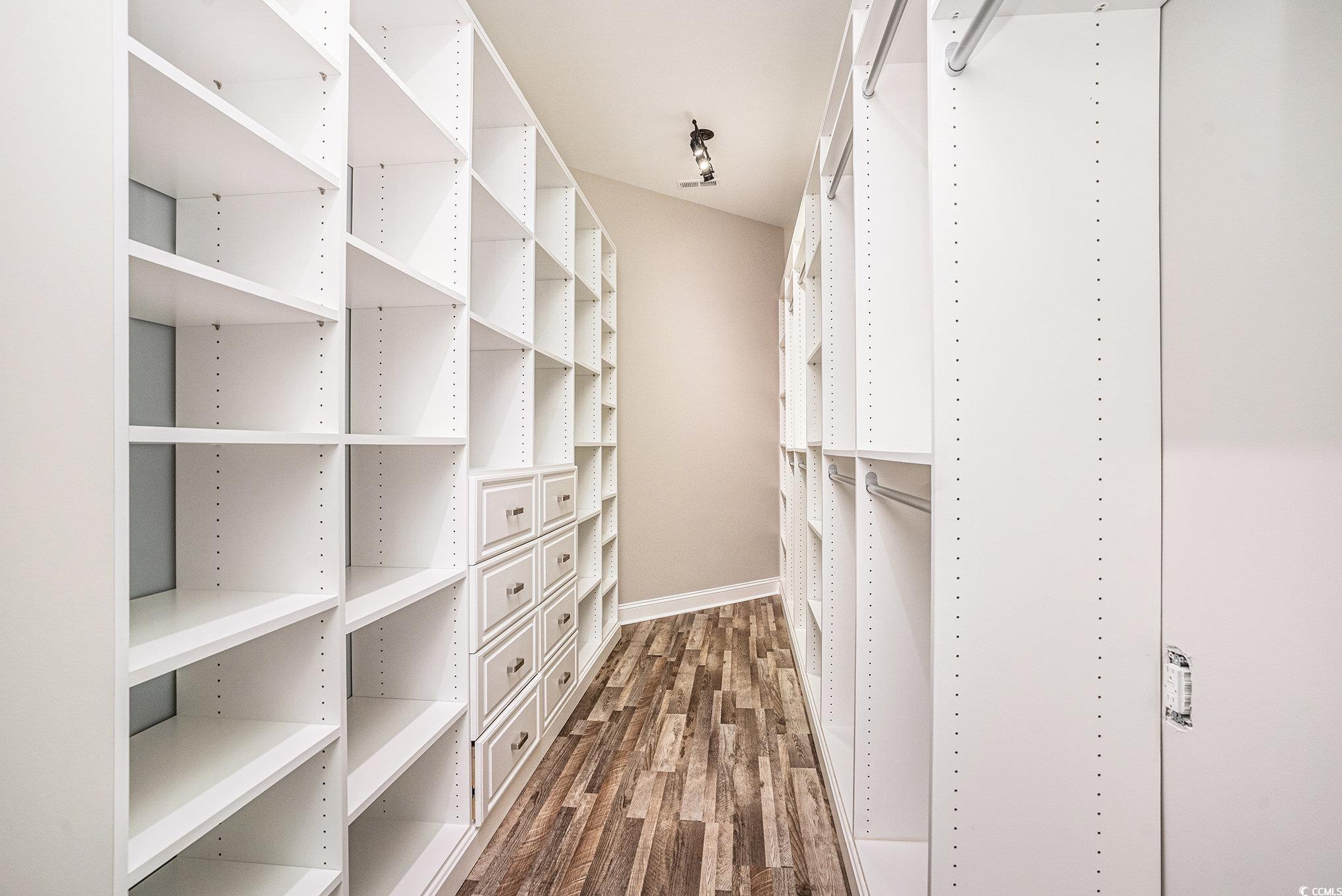 2815 Confederate Dr. Property Photo 22