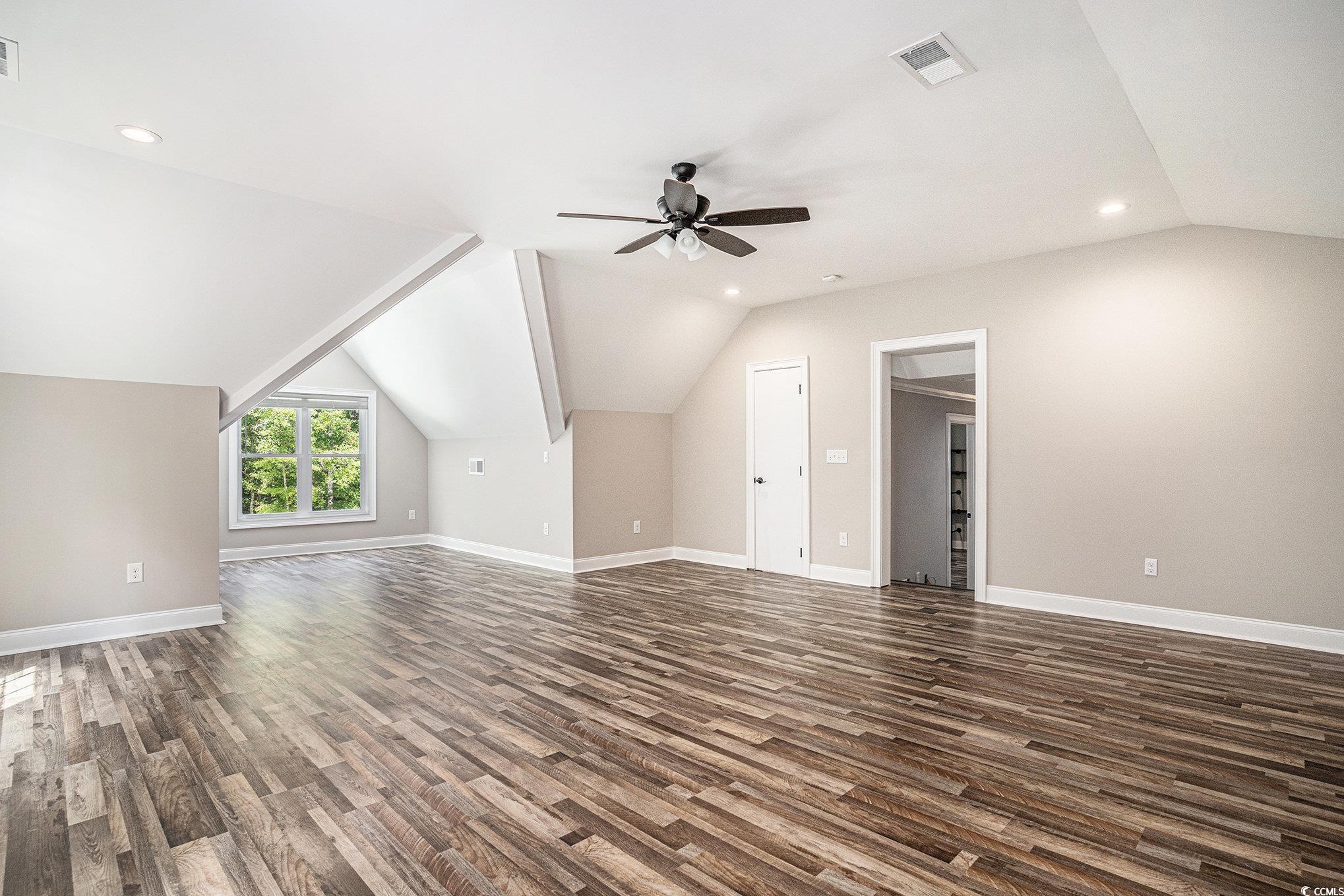 2815 Confederate Dr. Property Photo 29