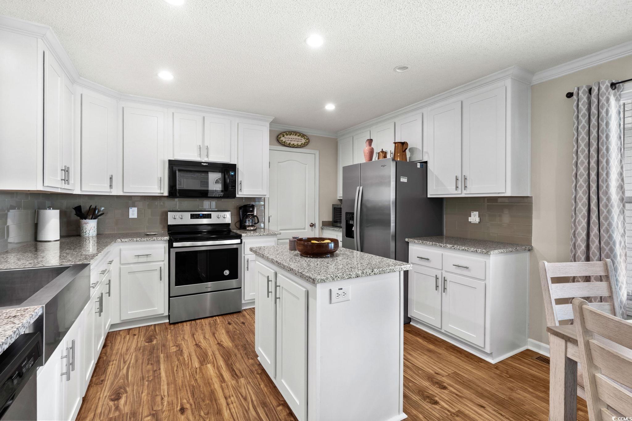 1751 Fairbanks Dr. Property Photo 12