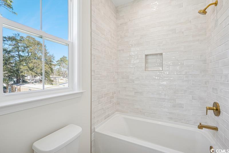 2612 Hillbourne Loop Property Photo 13