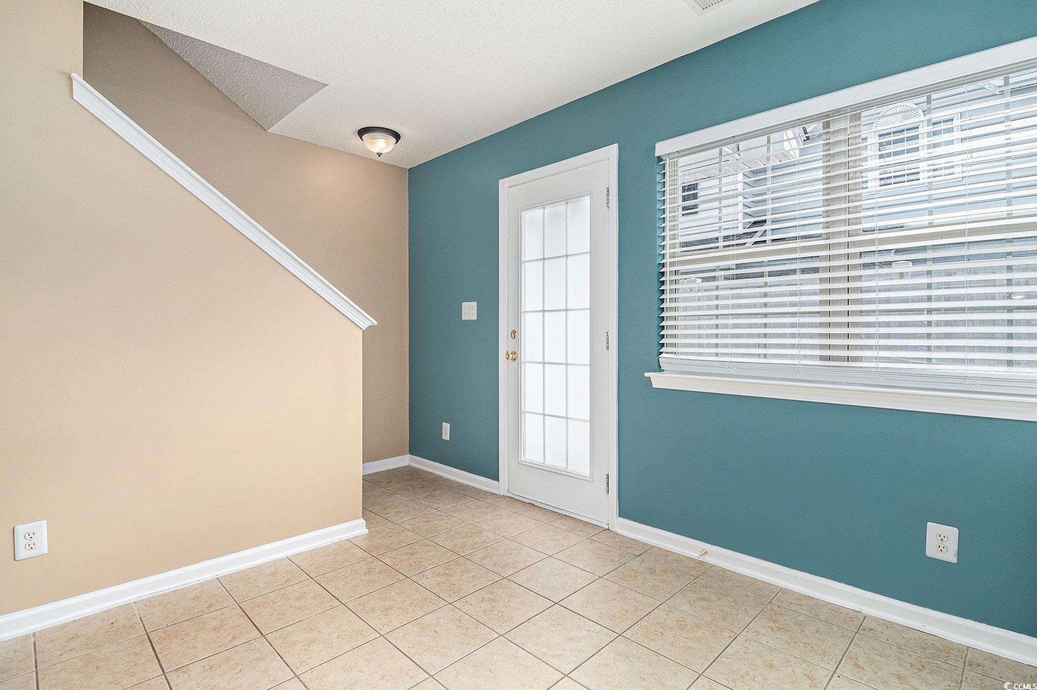 609 Sailbrooke Ct. Property Photo 15