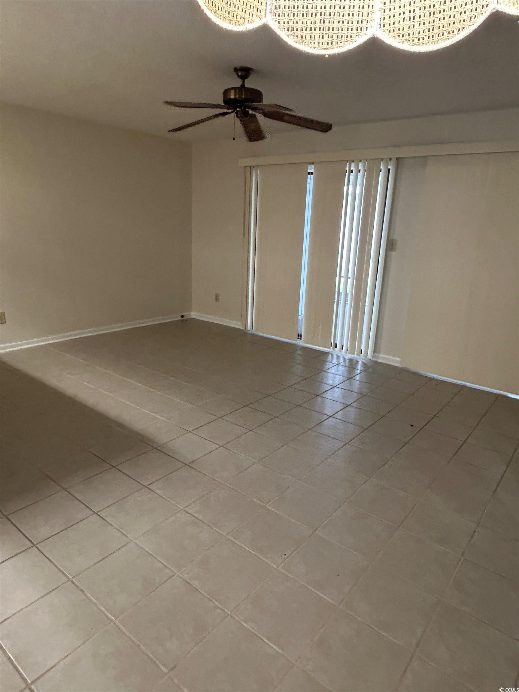 510 Fairwood Lakes Dr. Property Photo 5