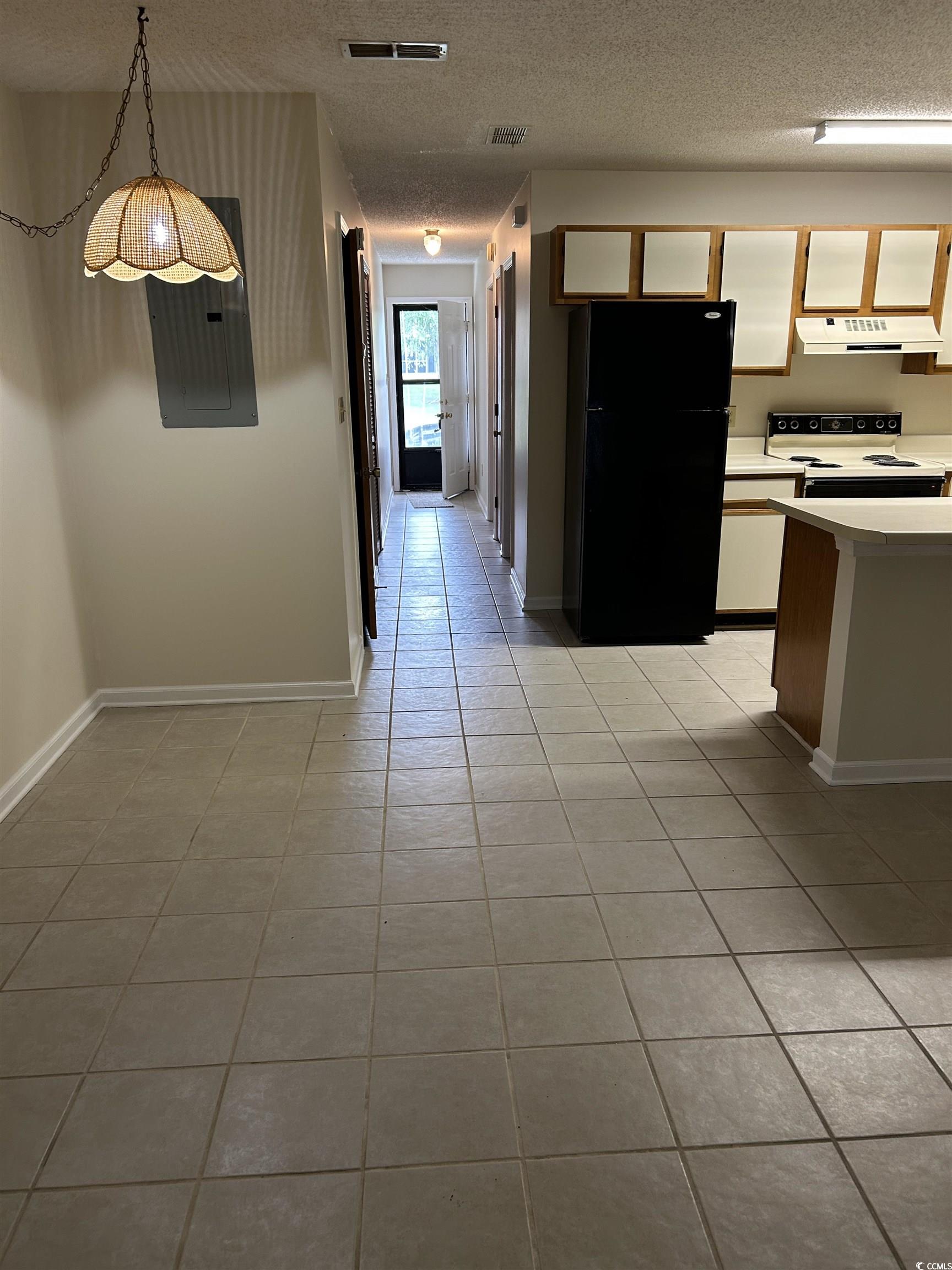 510 Fairwood Lakes Dr. Property Photo 9