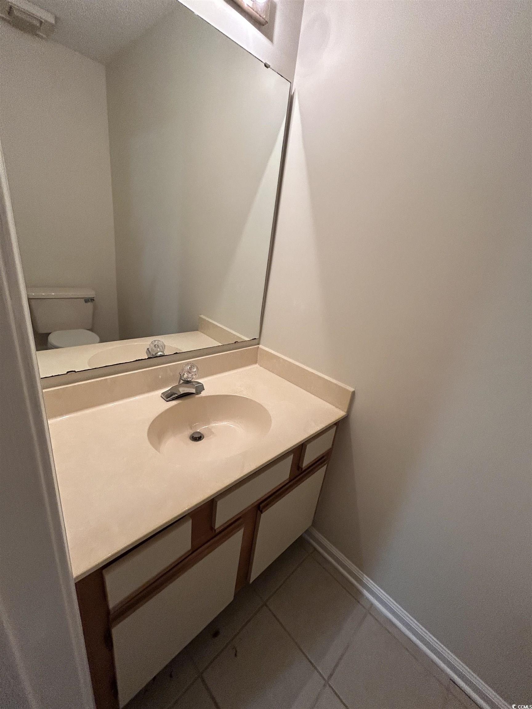 510 Fairwood Lakes Dr. Property Photo 15