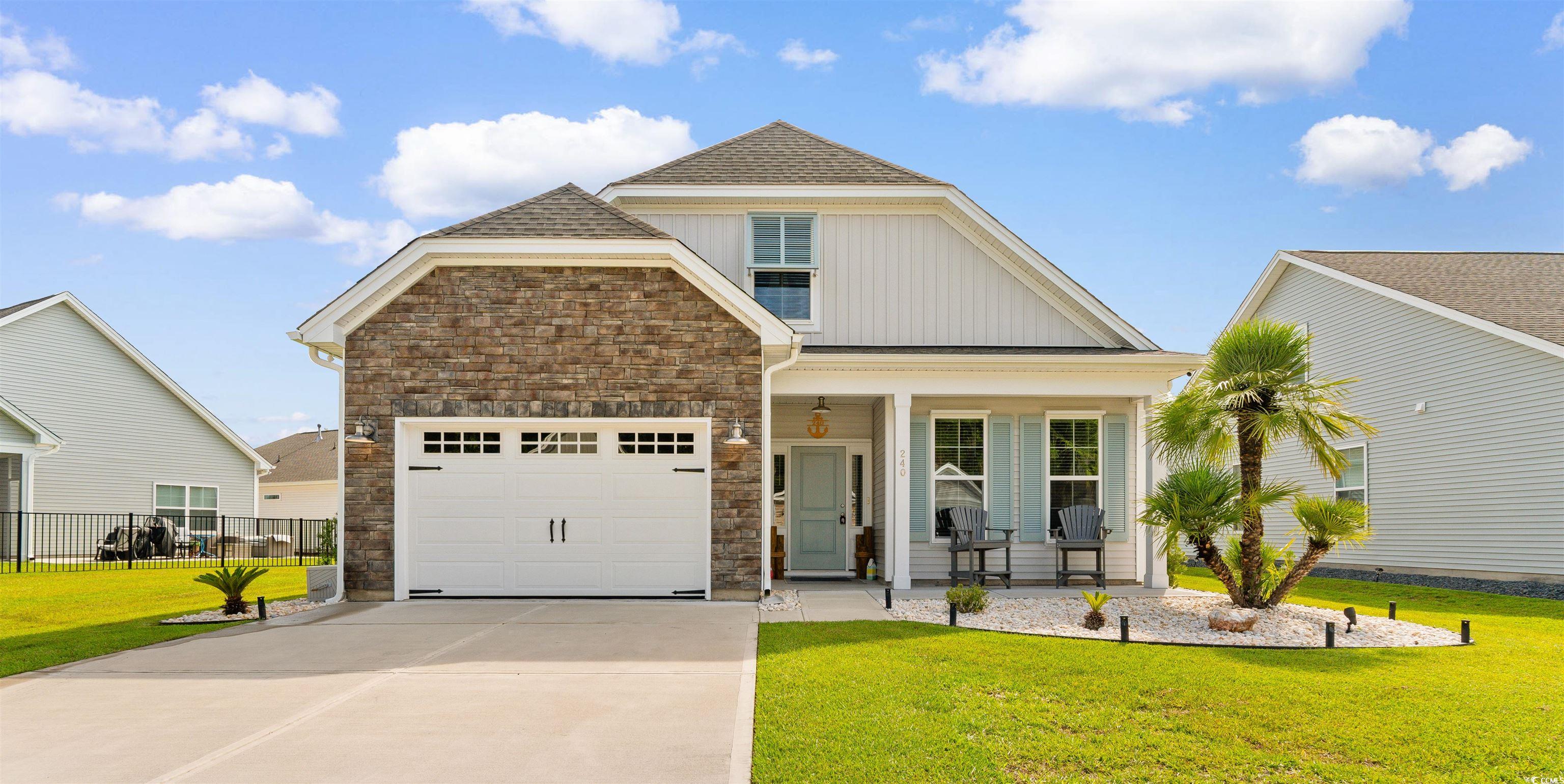 240 Sundew Loop Property Photo 1