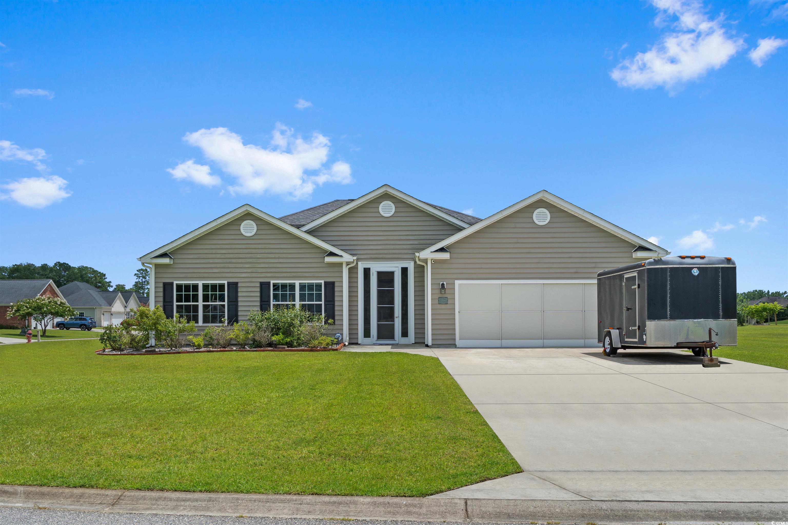 215 Vineyard Lake Circle