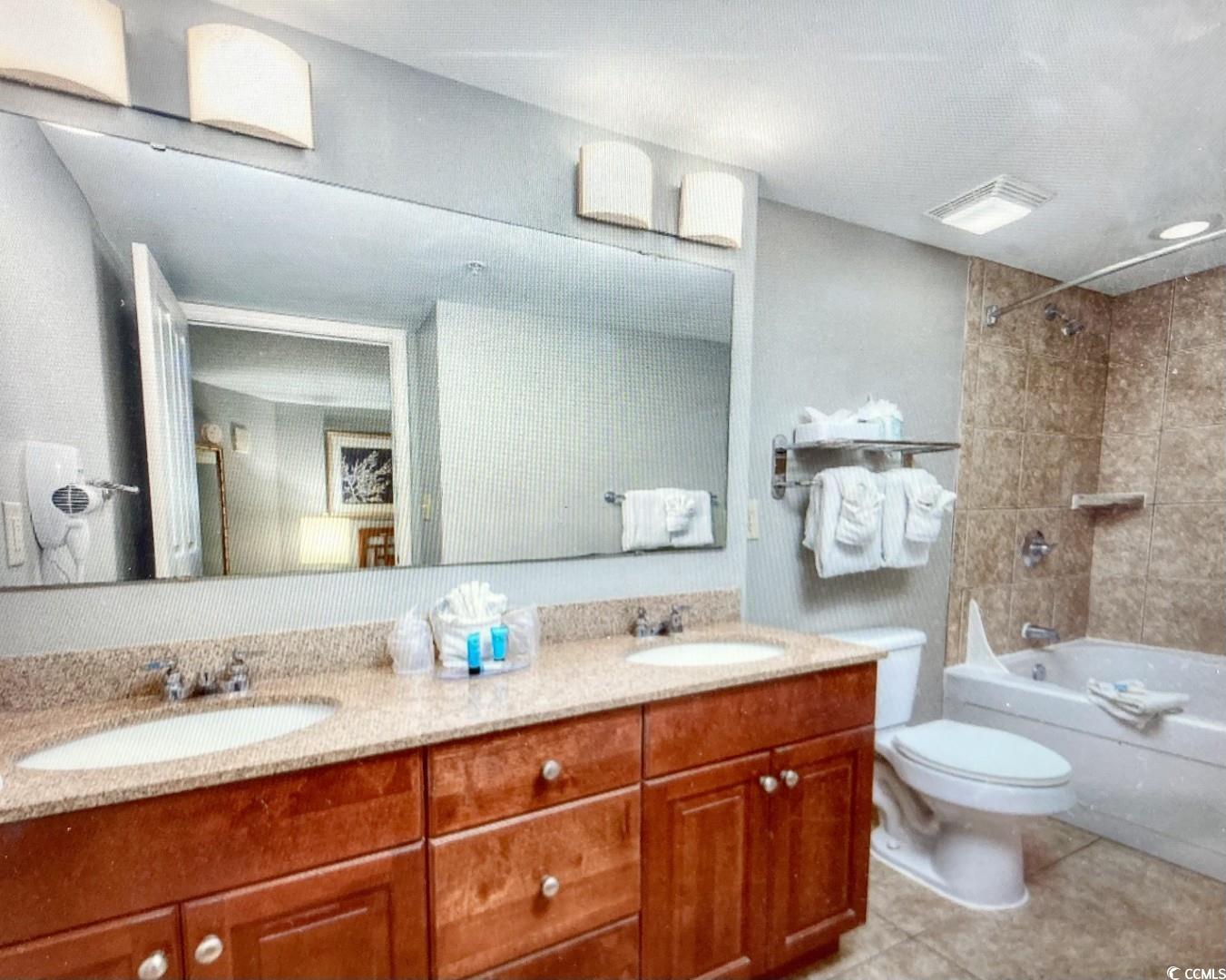 5200 N Ocean Blvd. Property Photo 10