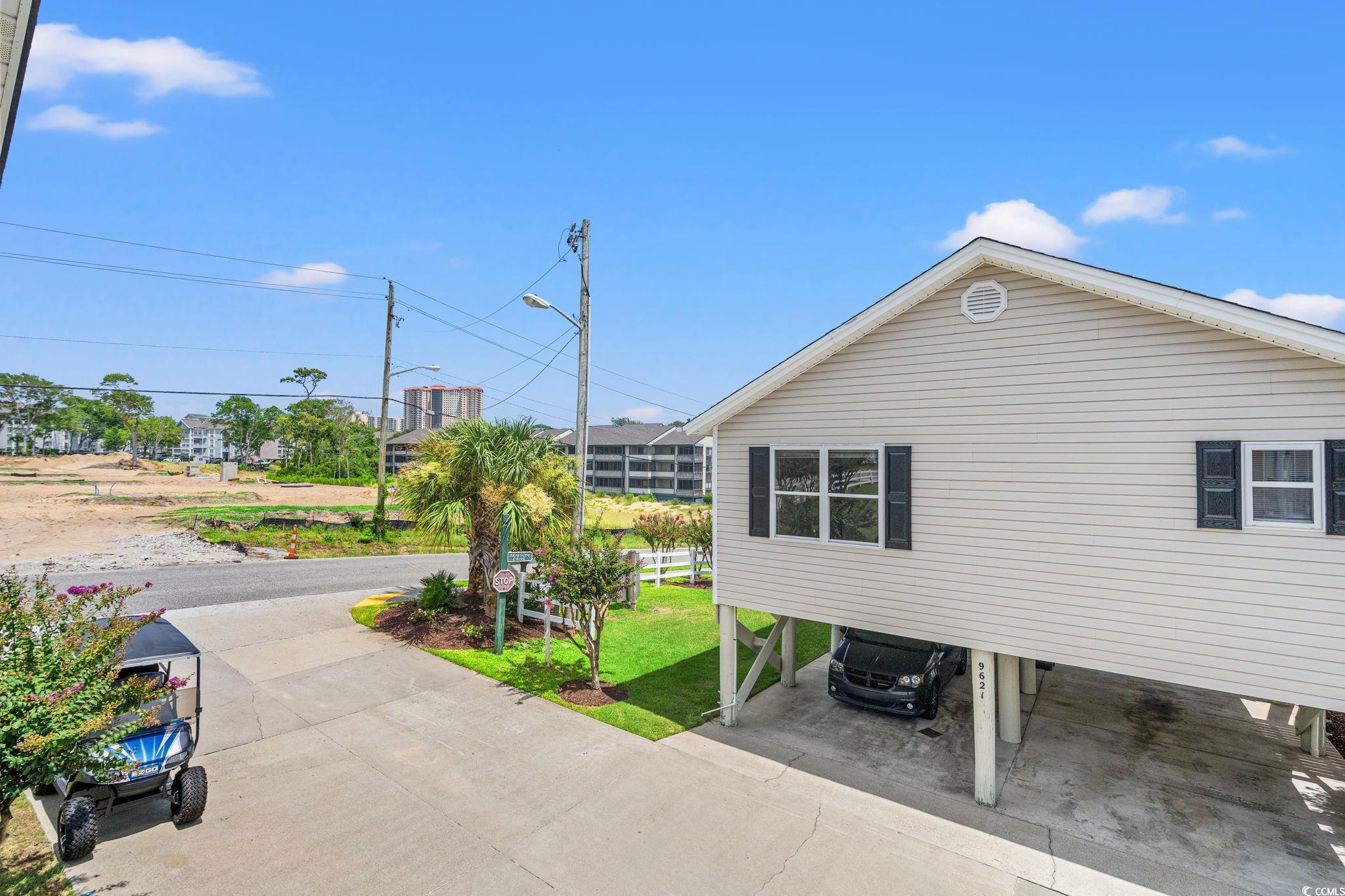 9620 Windchime Dr. Property Photo 4