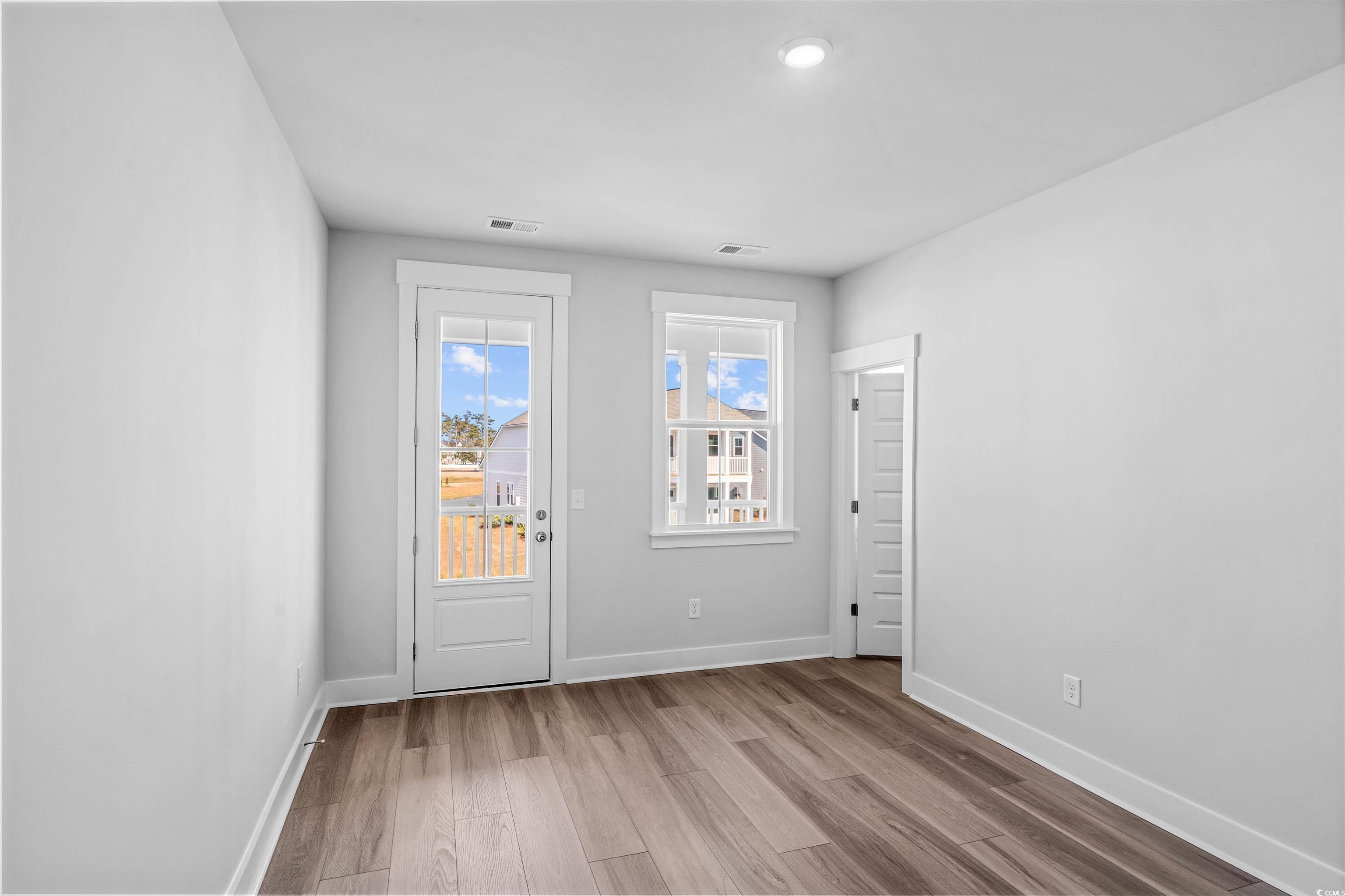 225 Atlantic Breeze St. Property Photo 8