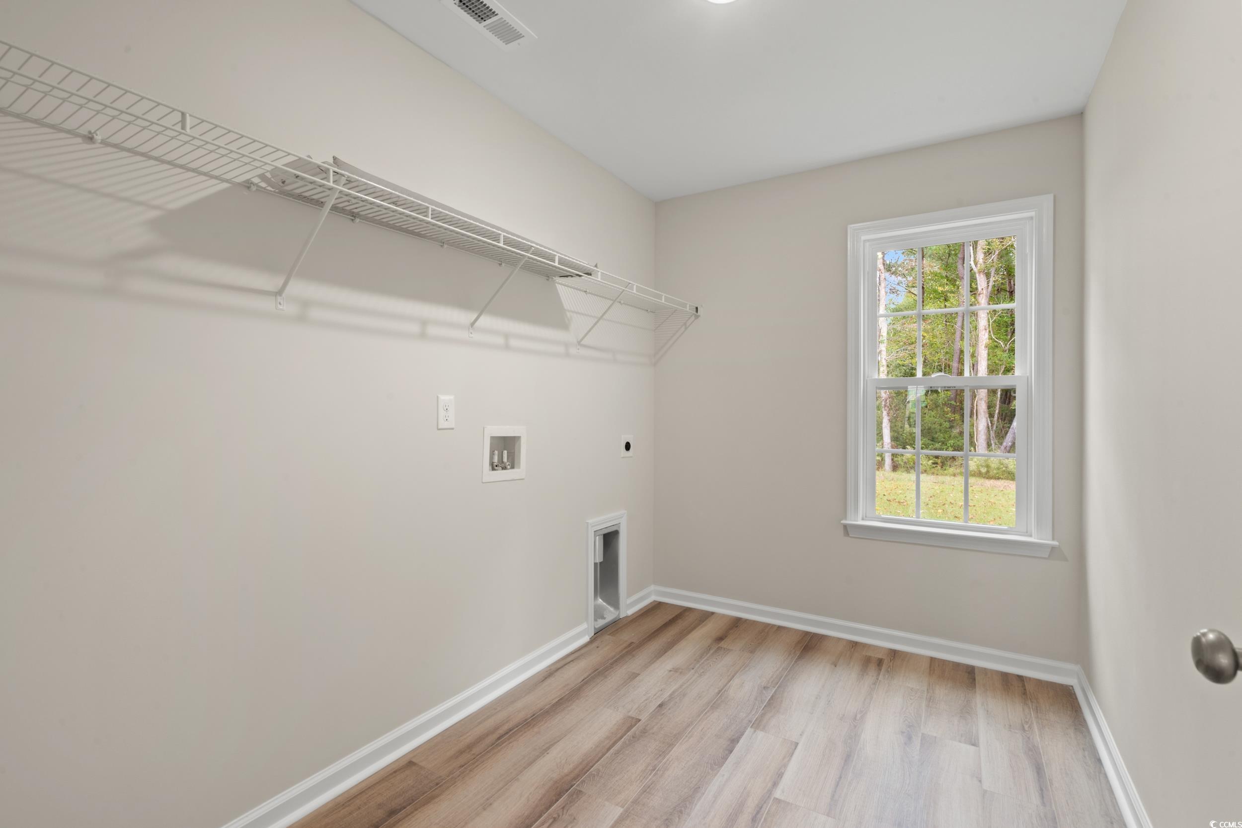 659 Snowy Owl Way Property Photo 17