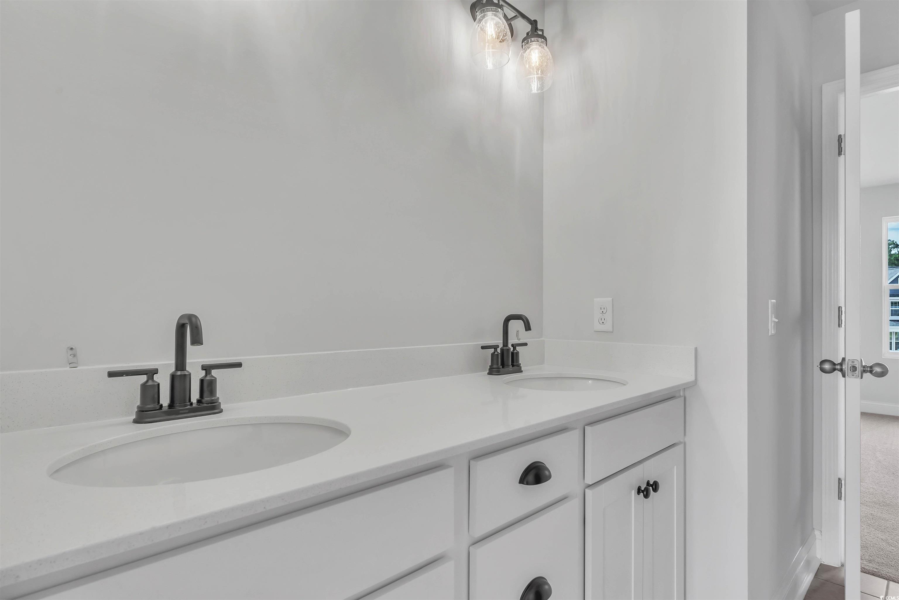 1012 Fowler Rd. Property Photo 15