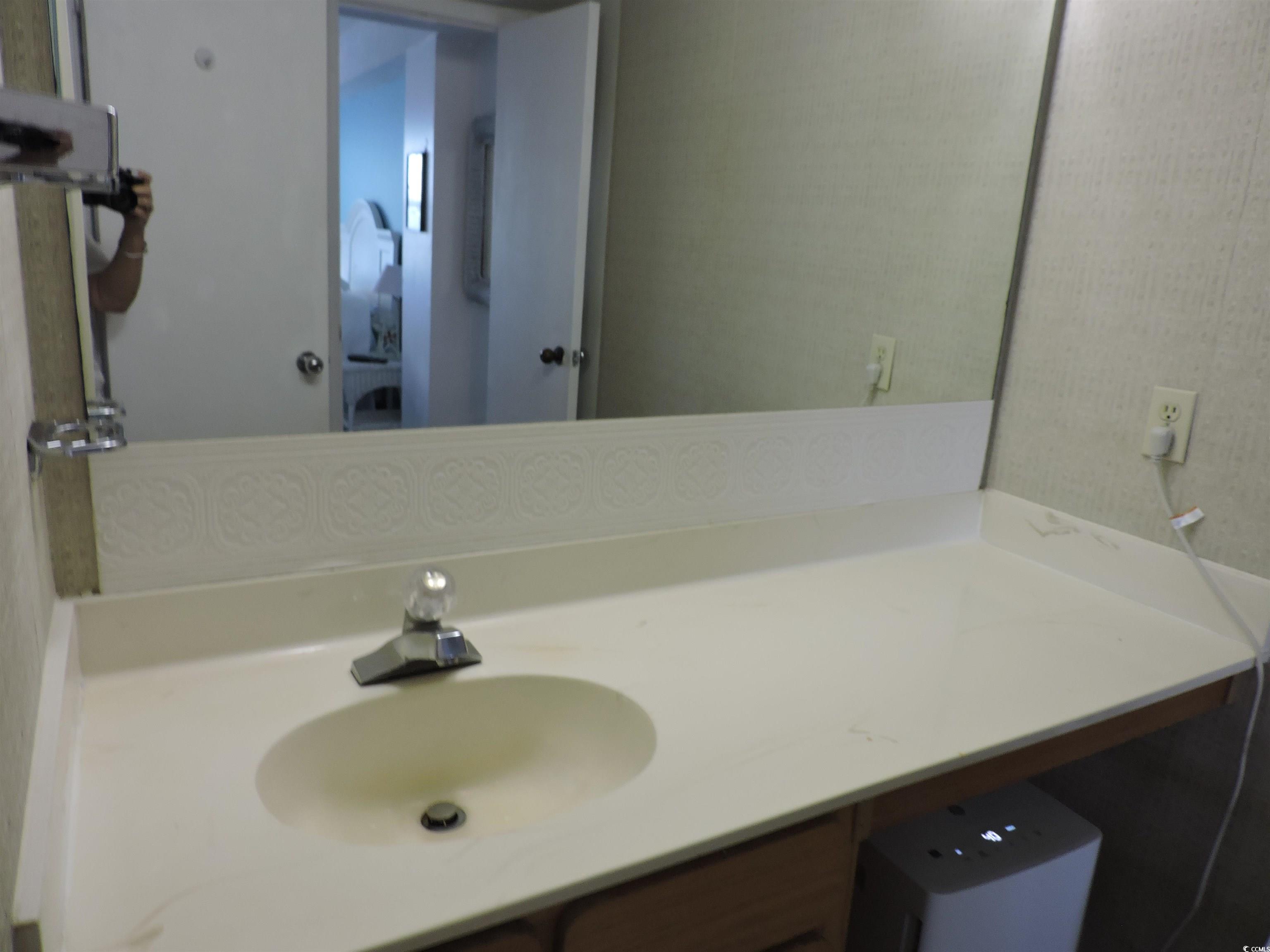 2500 N Ocean Blvd. Property Photo 25