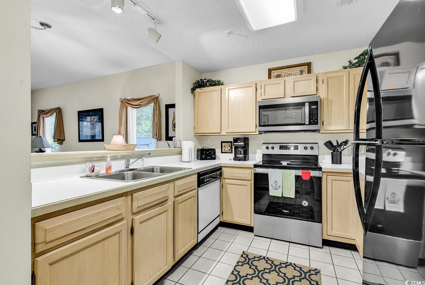 1221 Tidewater Dr. Property Photo 5