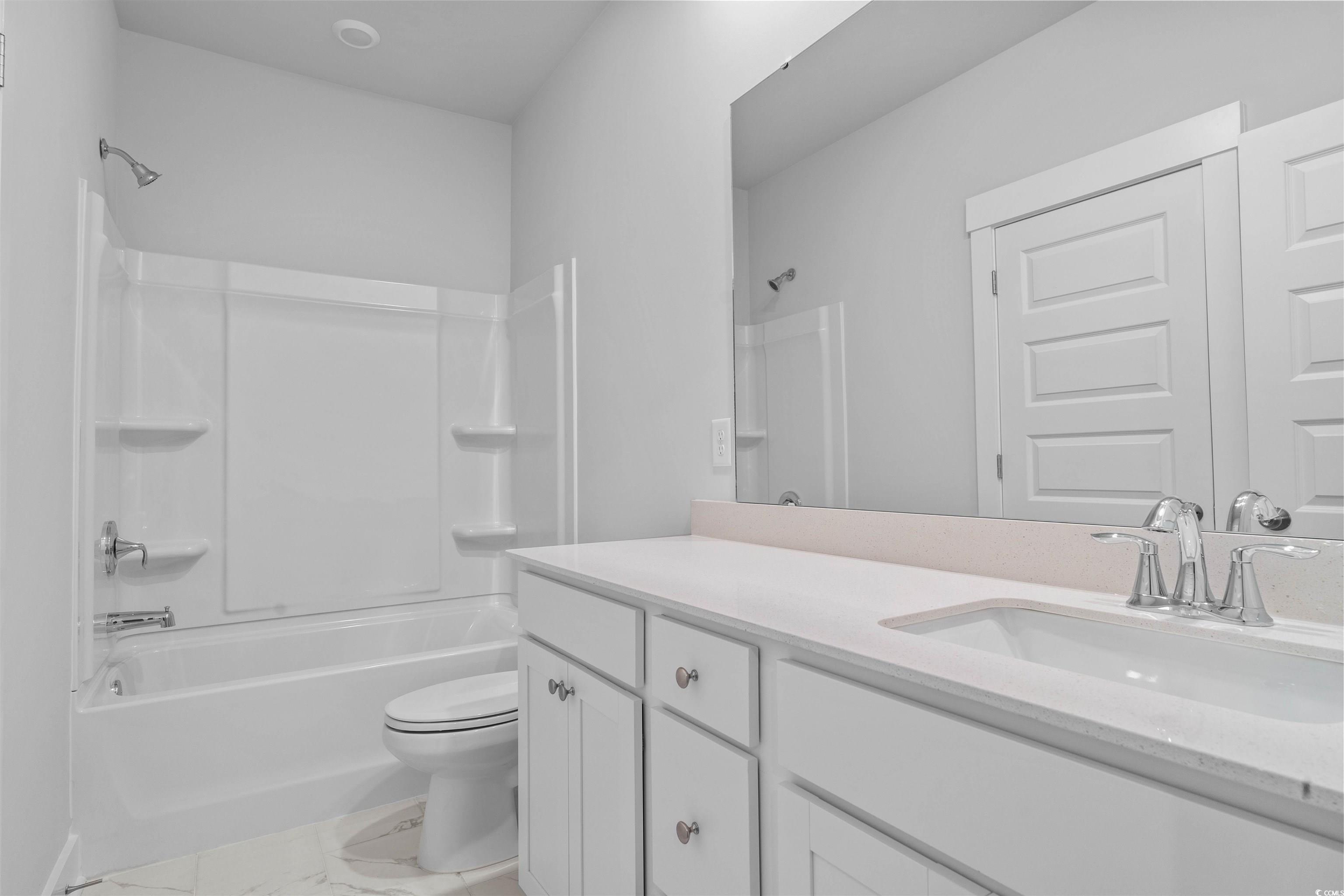 221 Atlantic Breeze St. Property Photo 10