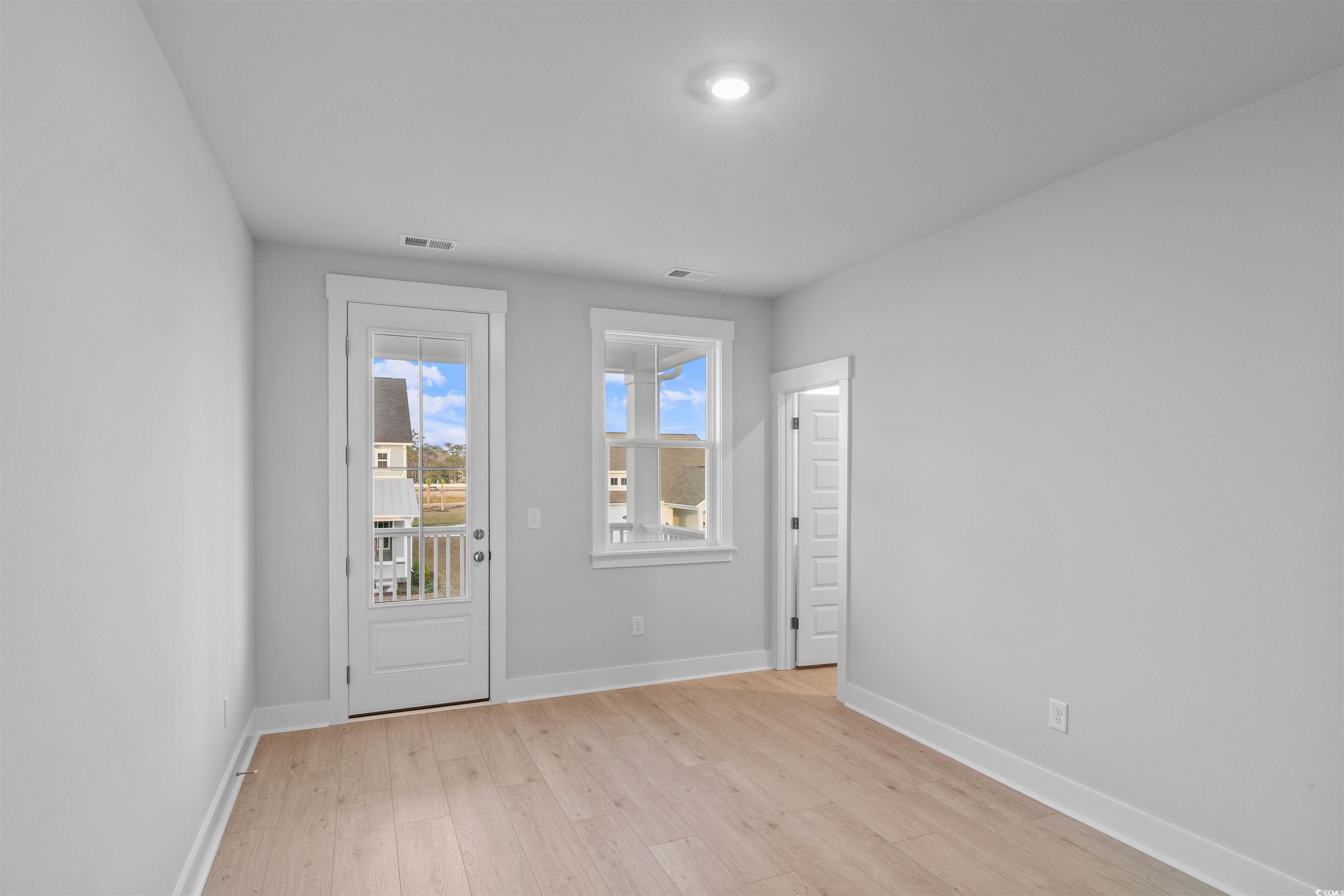 221 Atlantic Breeze St. Property Photo 11