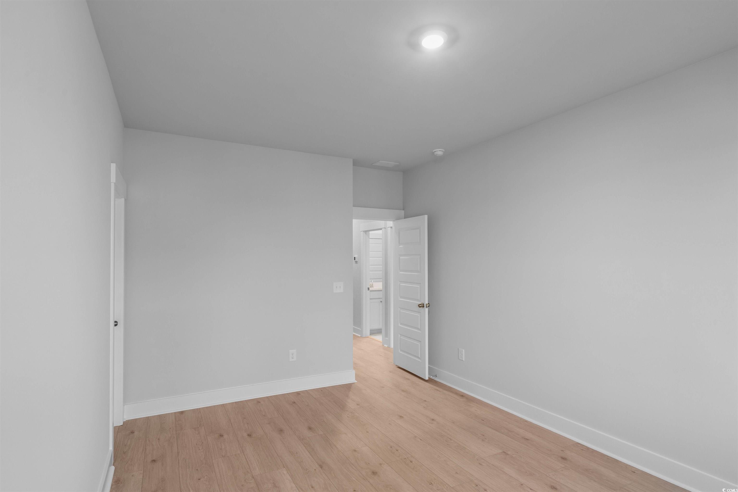 221 Atlantic Breeze St. Property Photo 12