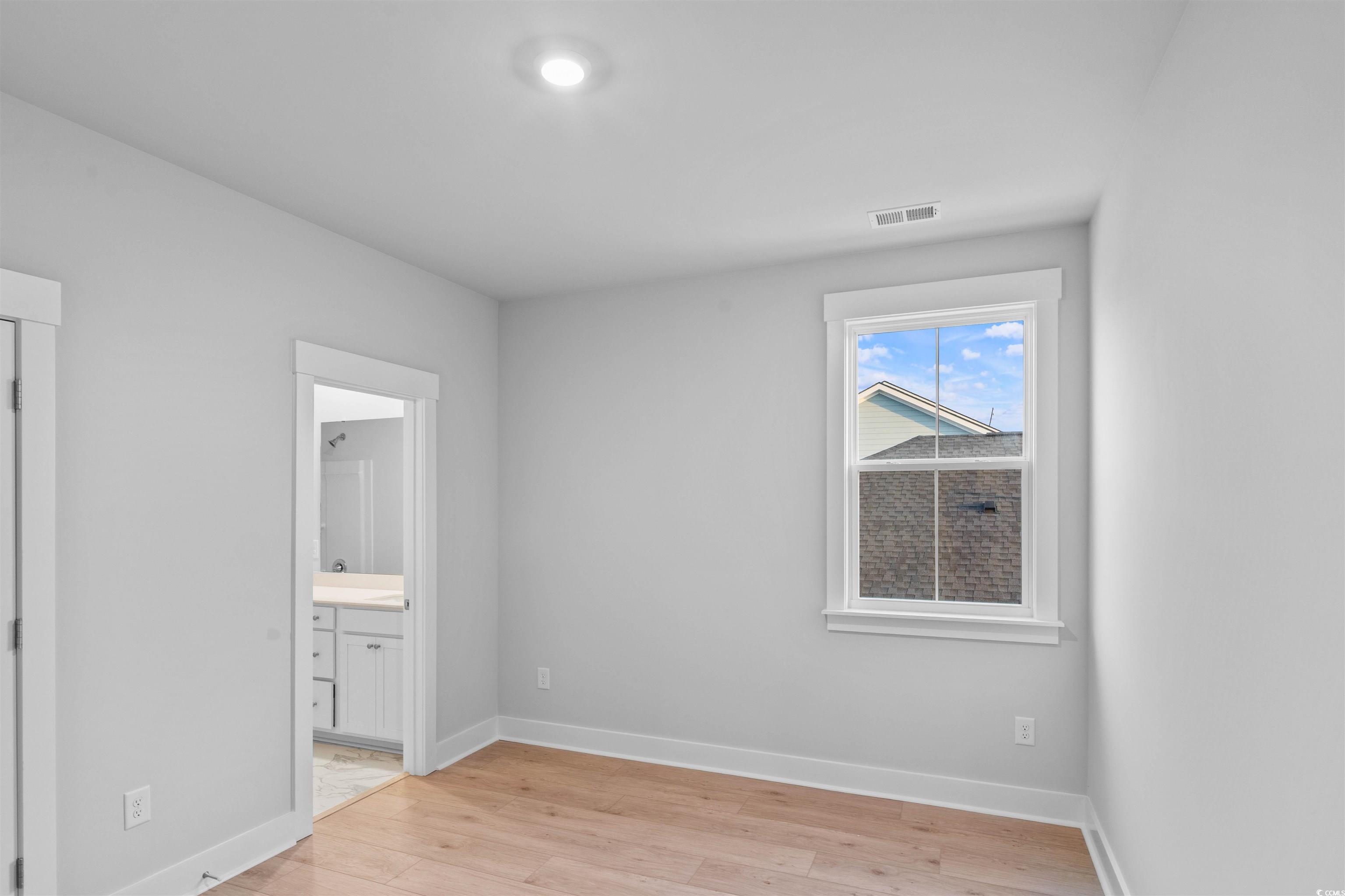 221 Atlantic Breeze St. Property Photo 14