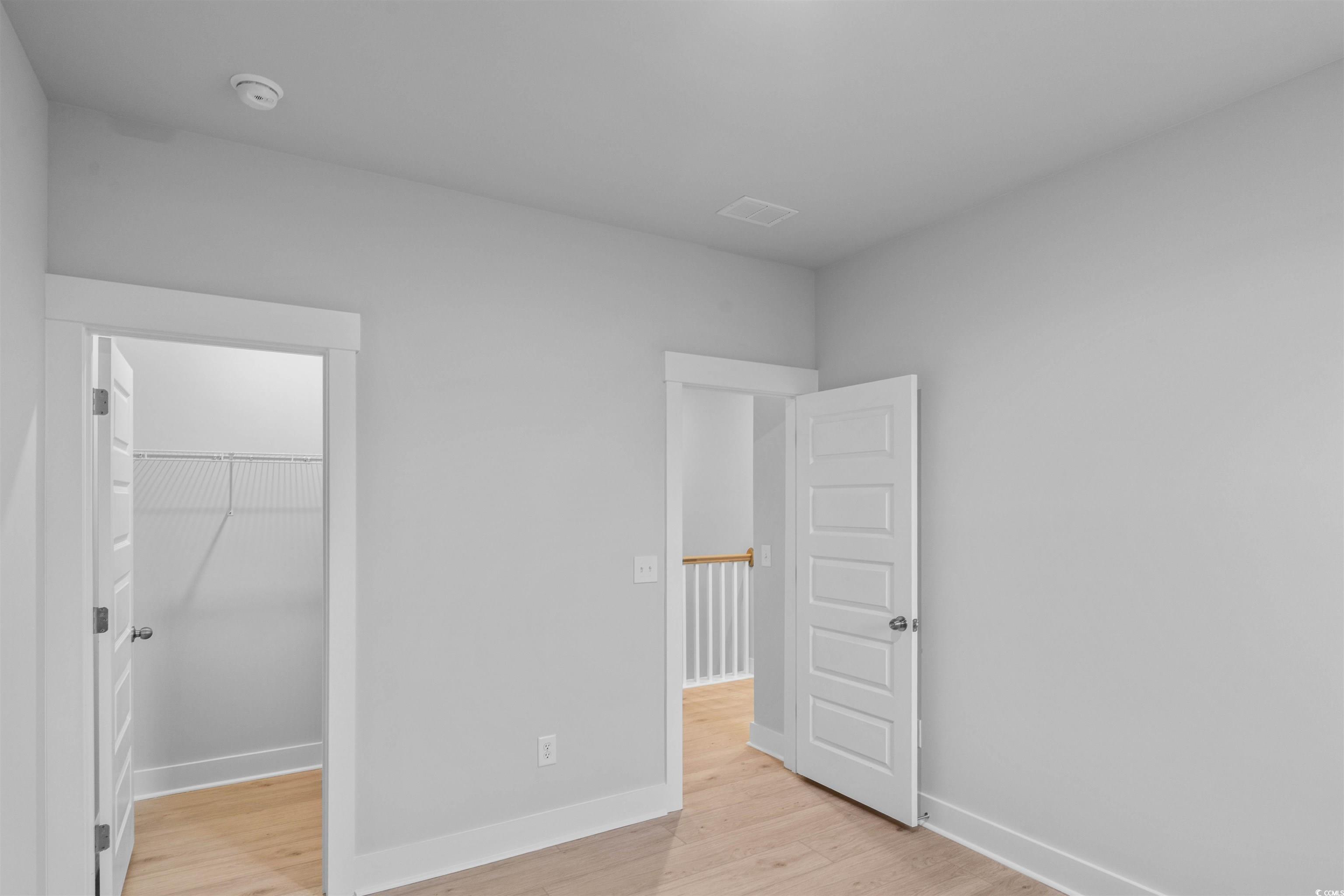 221 Atlantic Breeze St. Property Photo 15