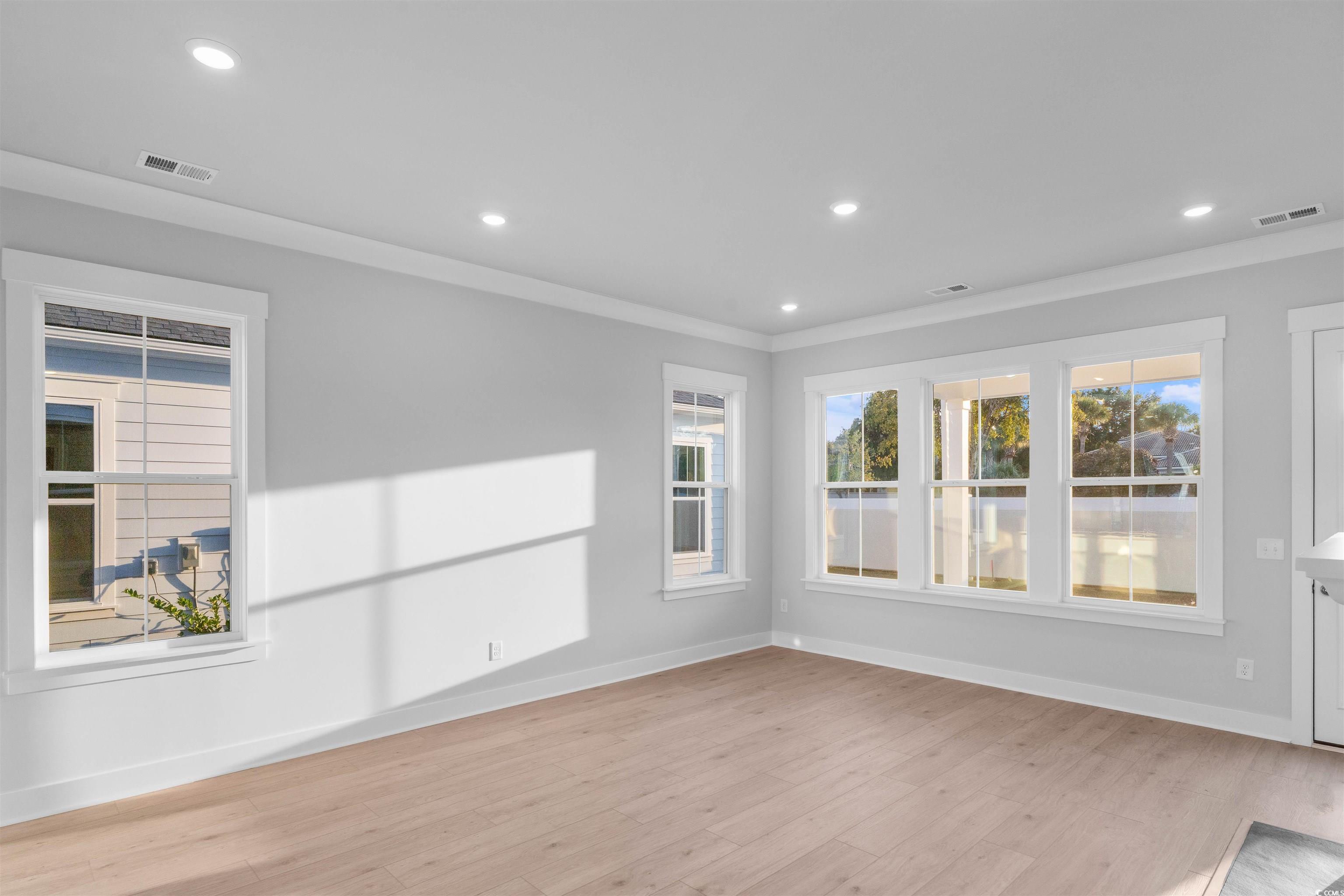 221 Atlantic Breeze St. Property Photo 24