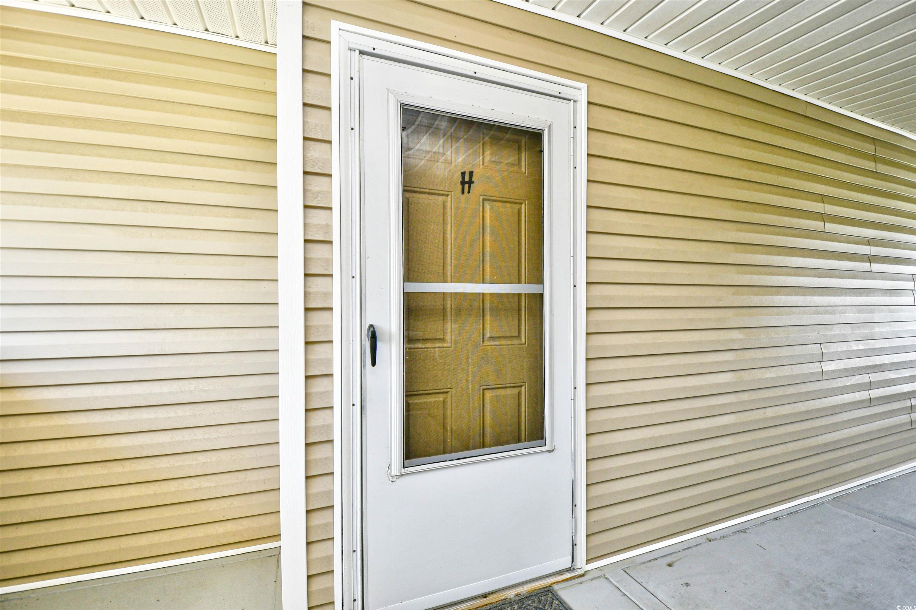 2187 Clearwater Dr. Property Photo 4