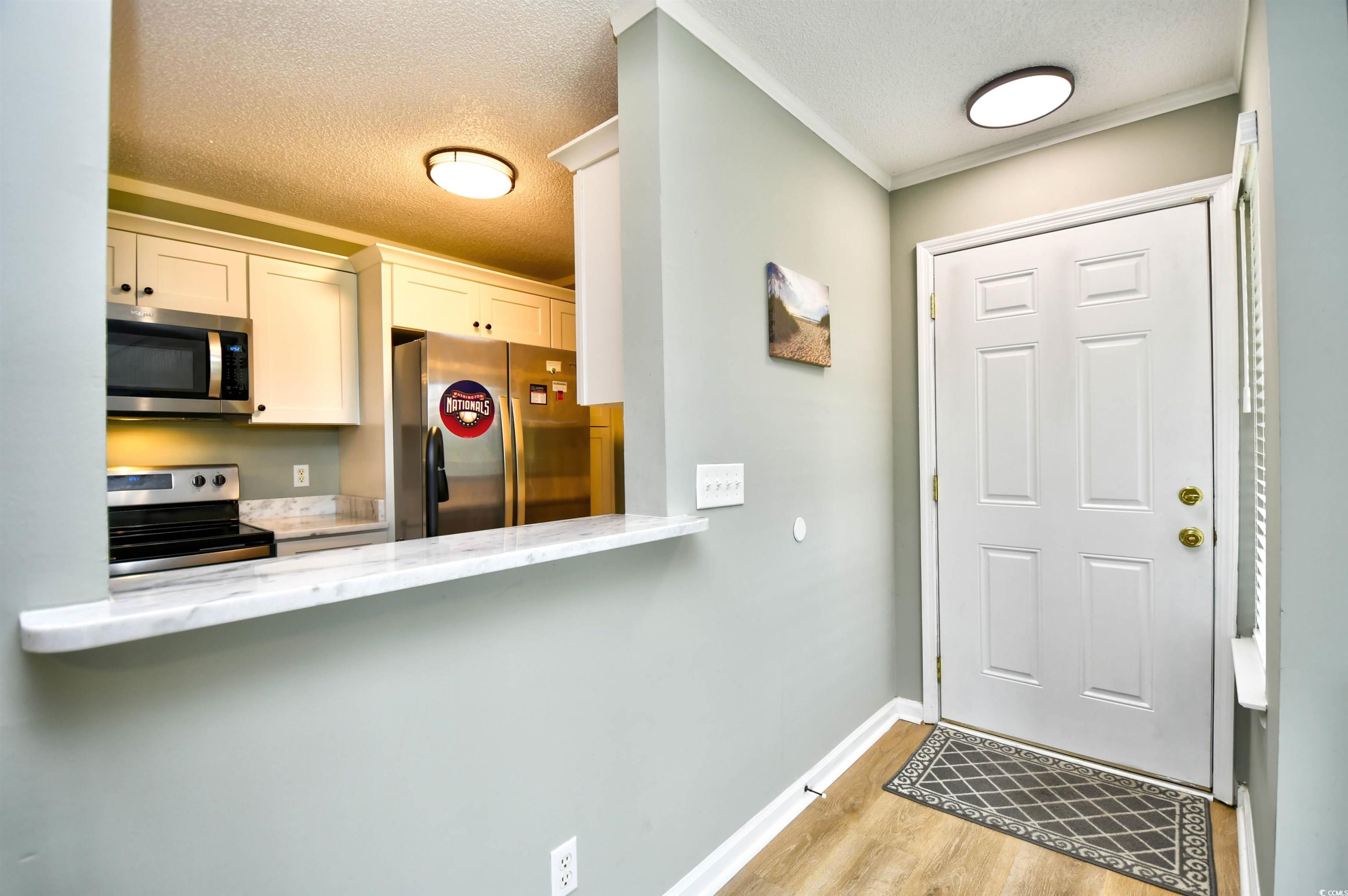 2187 Clearwater Dr. Property Photo 5