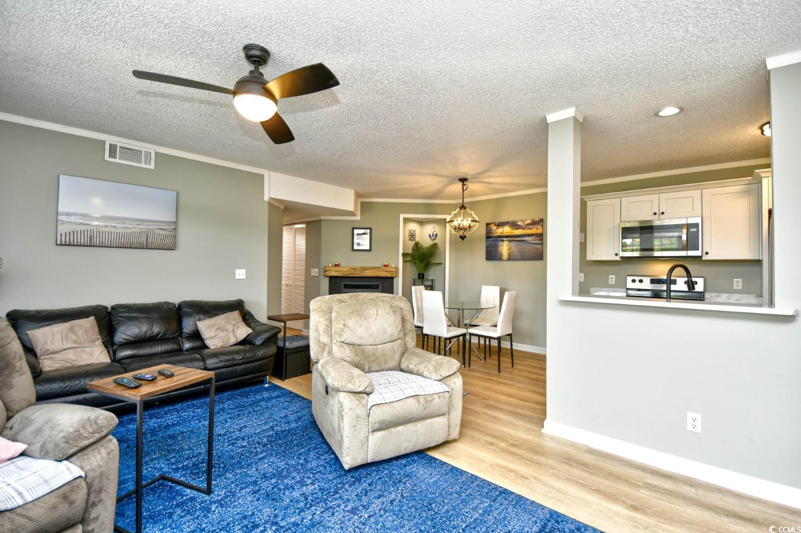 2187 Clearwater Dr. Property Photo 9