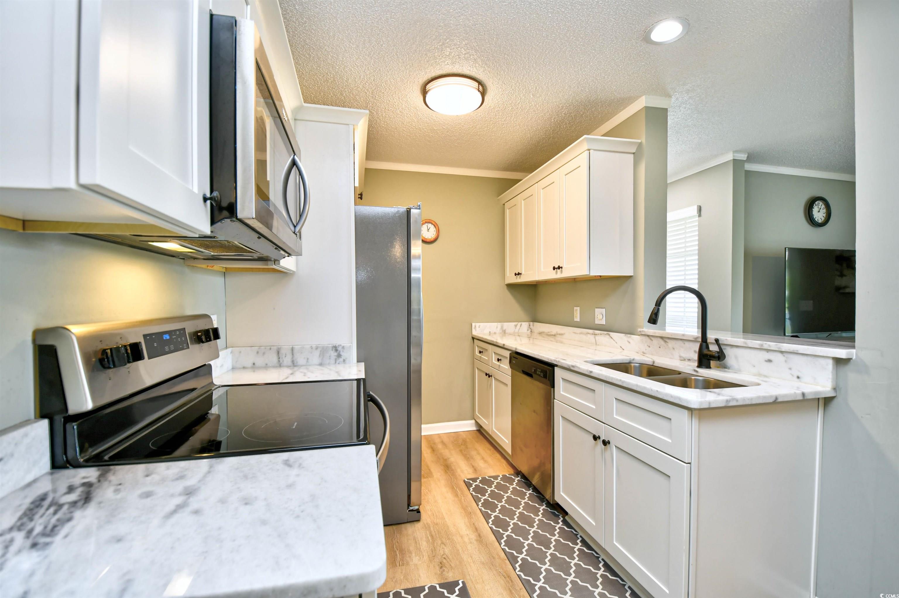 2187 Clearwater Dr. Property Photo 13