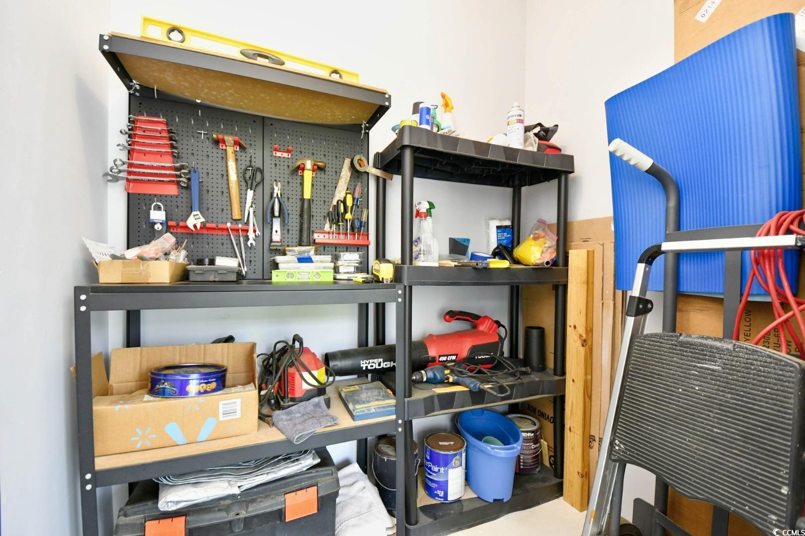 2187 Clearwater Dr. Property Photo 27