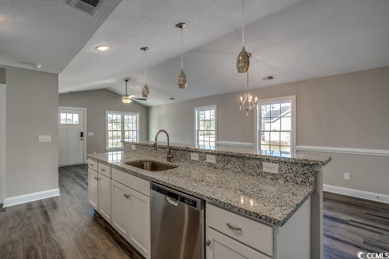2594 Cottonwood Dr. Property Photo 15