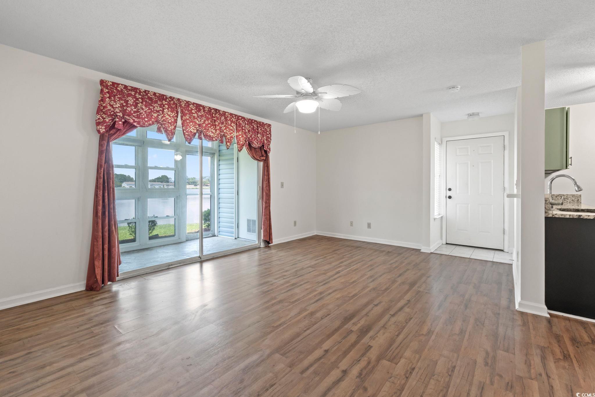 2122 Clearwater Dr. Property Photo 5
