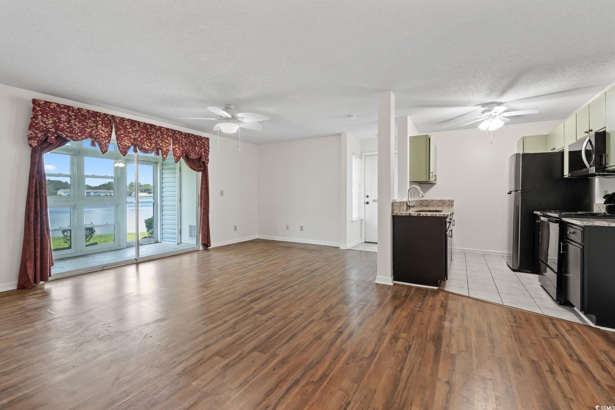 2122 Clearwater Dr. Property Photo 10
