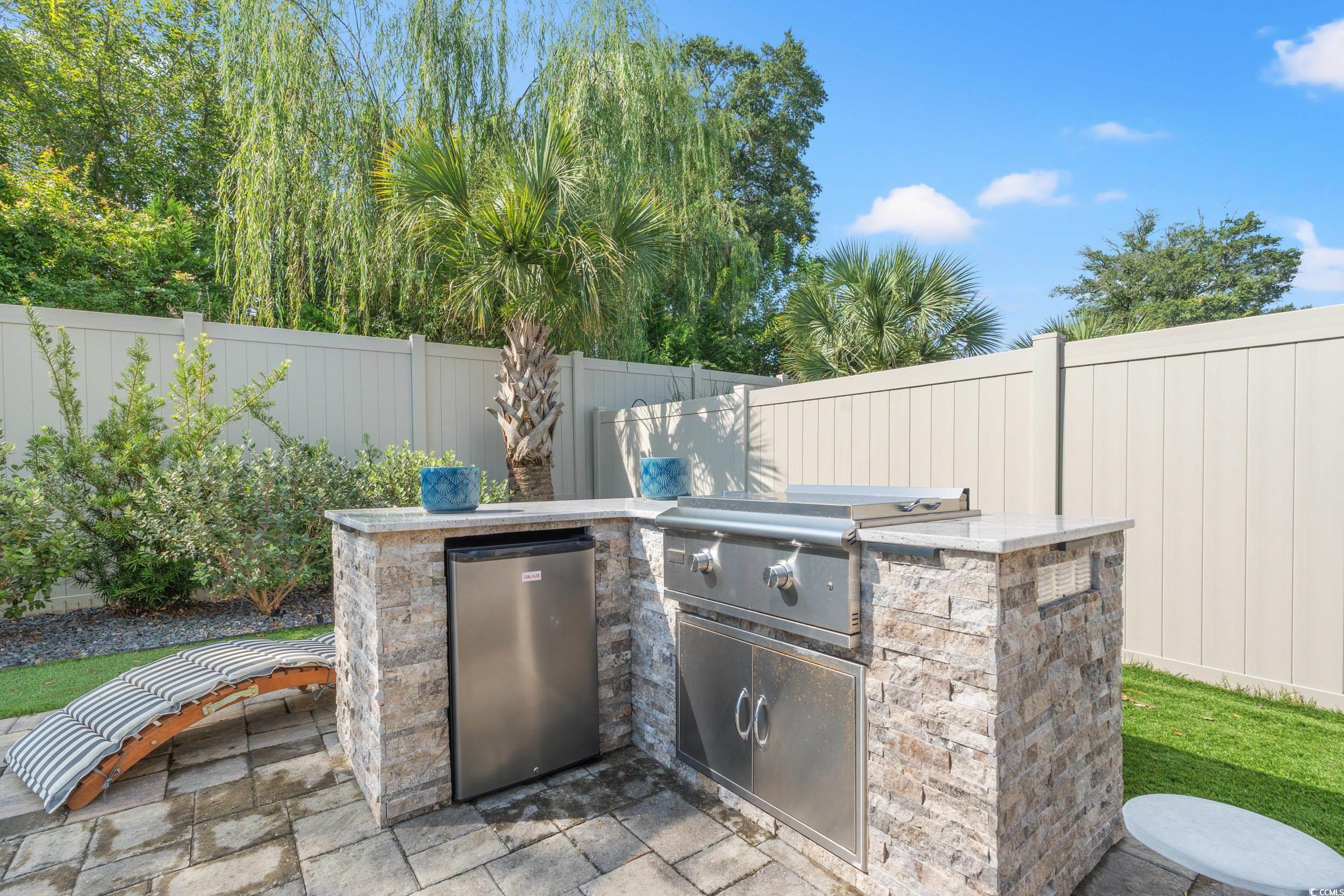 1300 Doubloon Dr. Property Photo 31