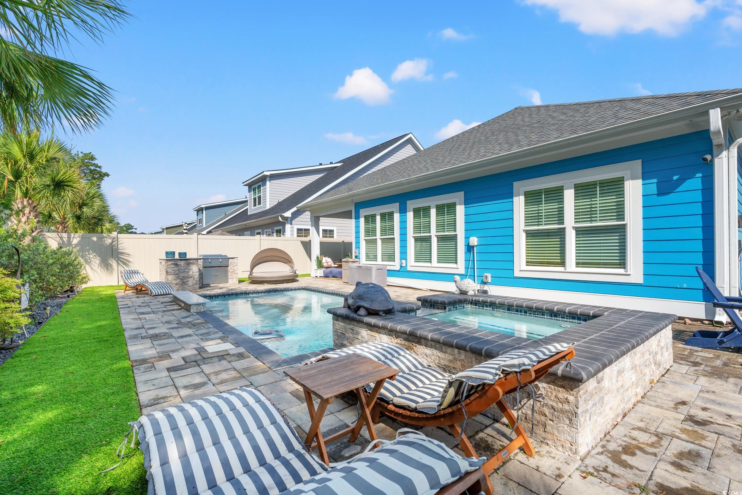 1300 Doubloon Dr. Property Photo 32