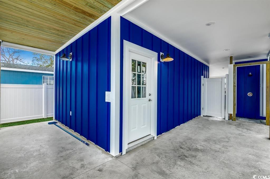 723 10th Ave. S Property Photo 9