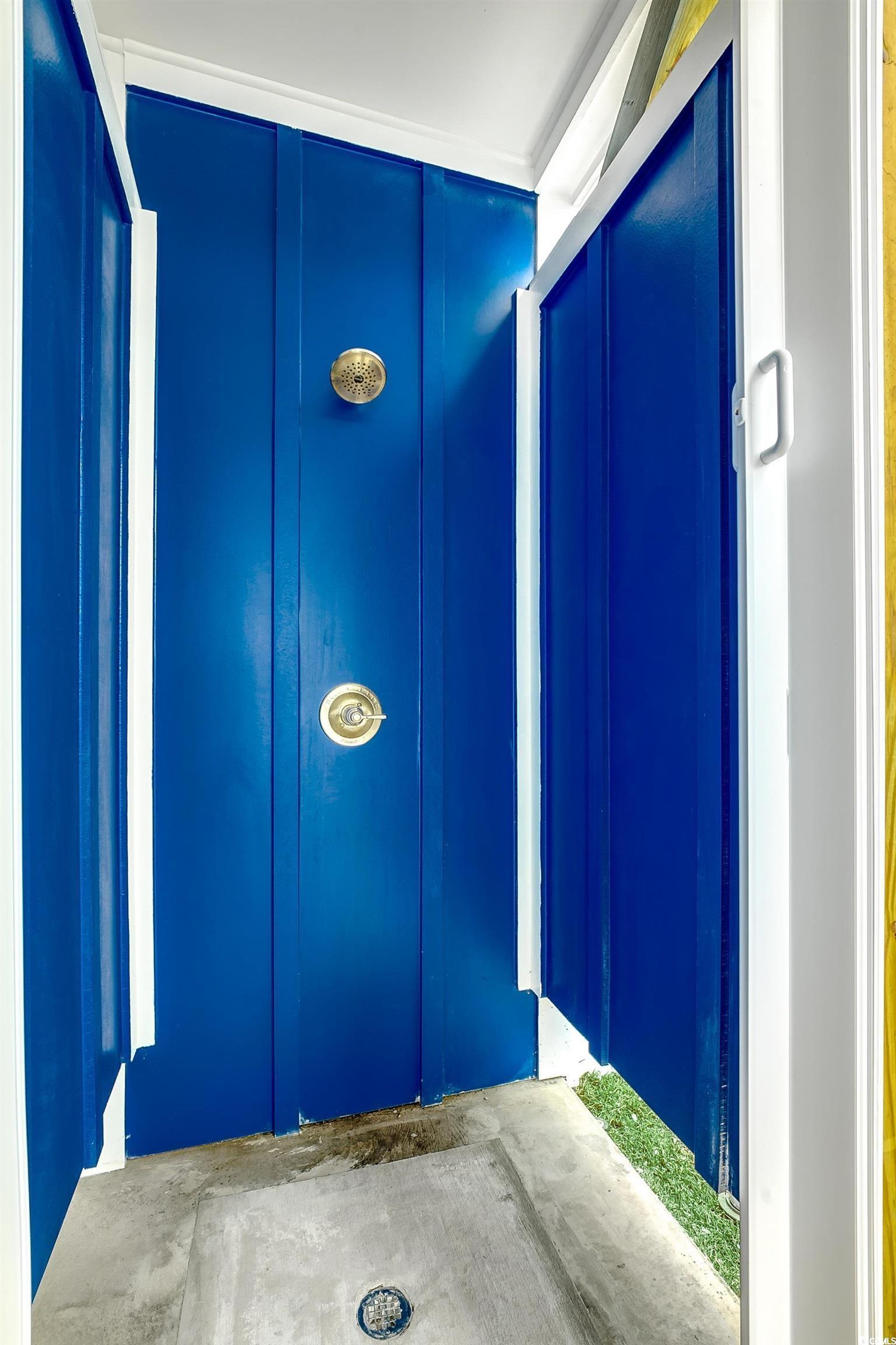 723 10th Ave. S Property Photo 10