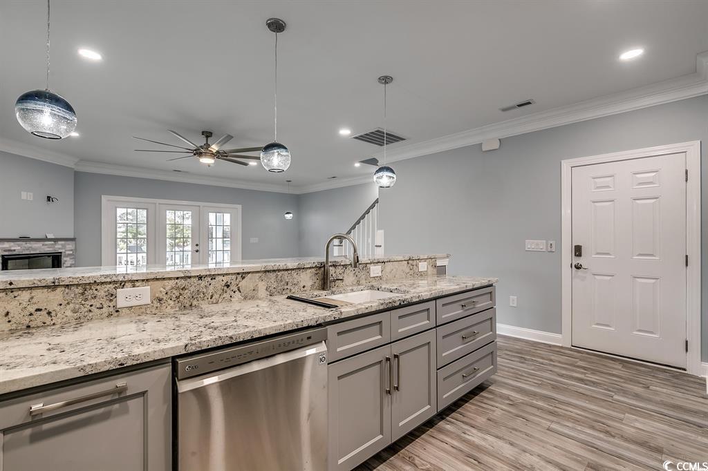 723 10th Ave. S Property Photo 20