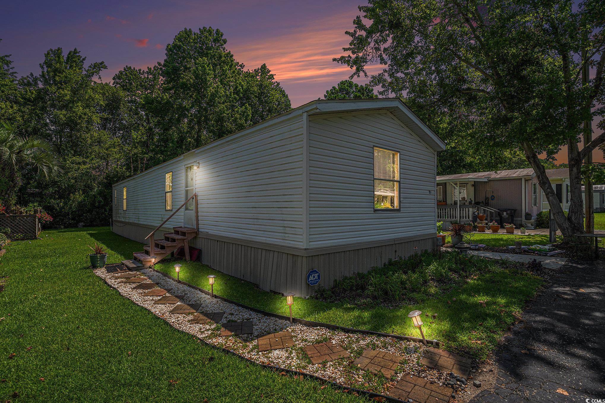 91 Crooked Island Circle Property Photo 1