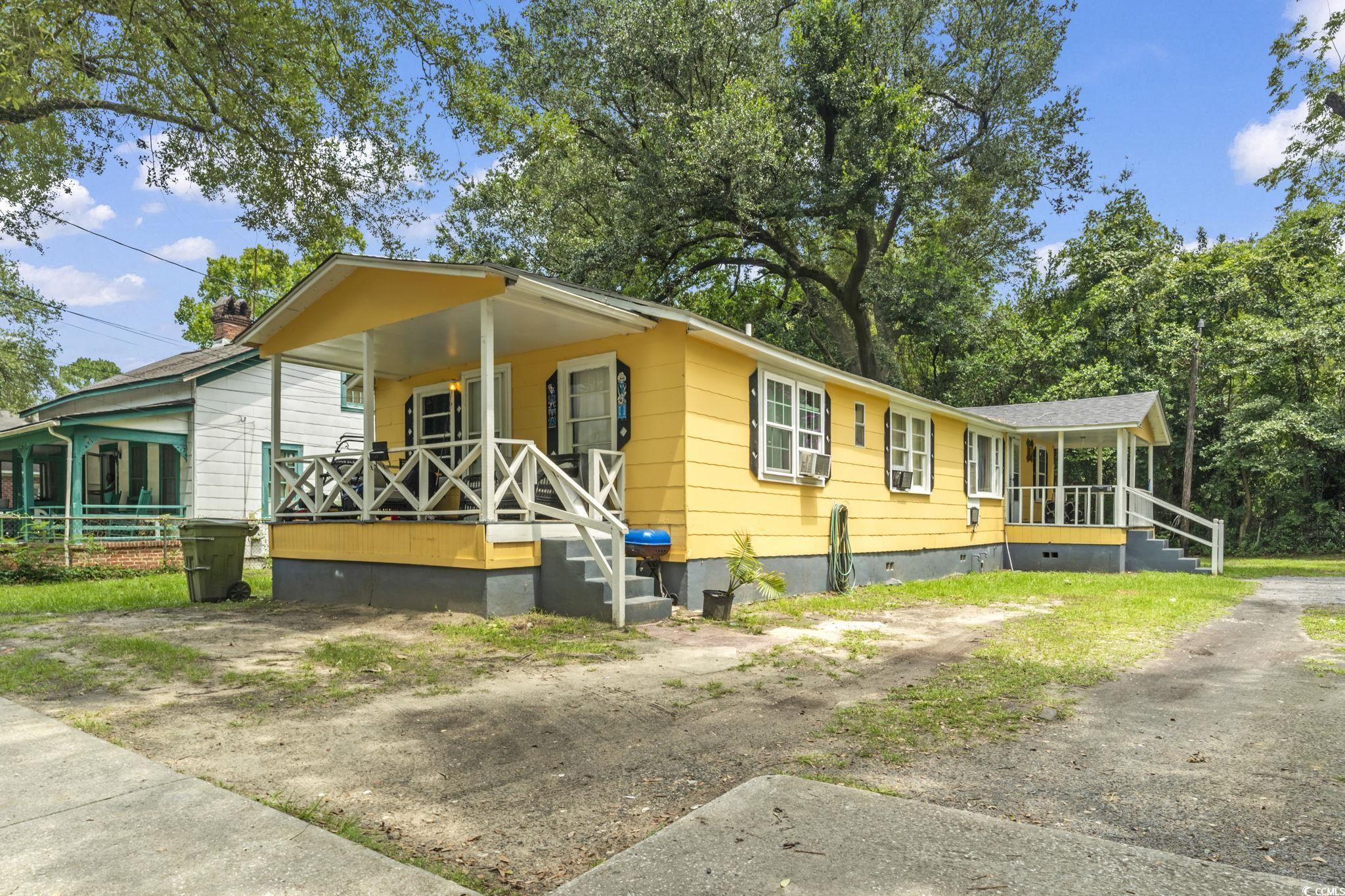 414 King St. Property Photo 2