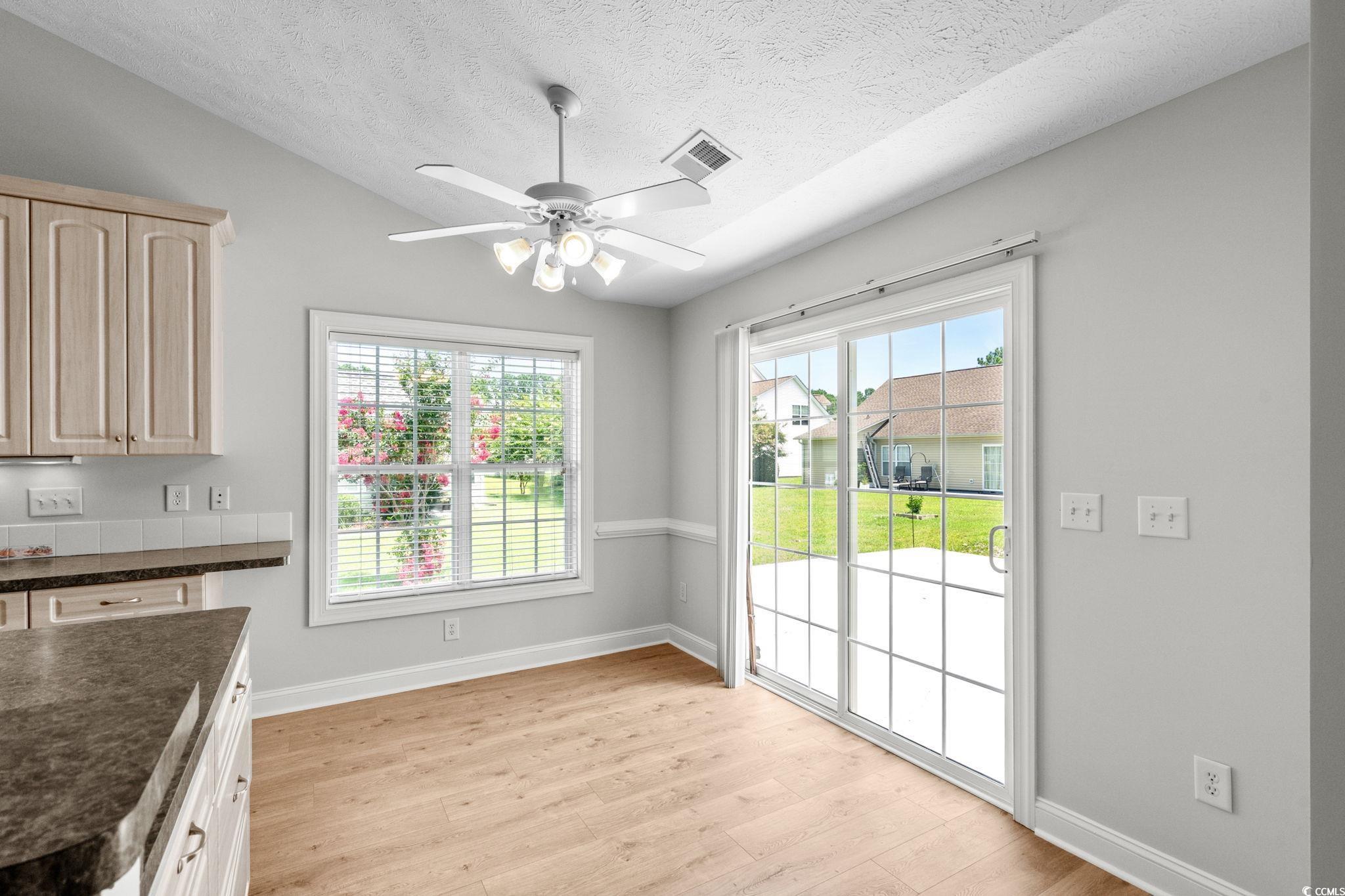 3845 Camden Dr. Property Photo 7